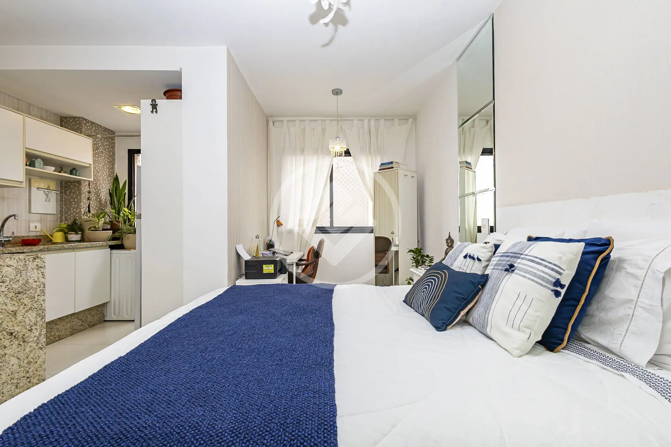 Imagem 2 - Loft / Studio em BIGORRILHO, Curitiba - PR