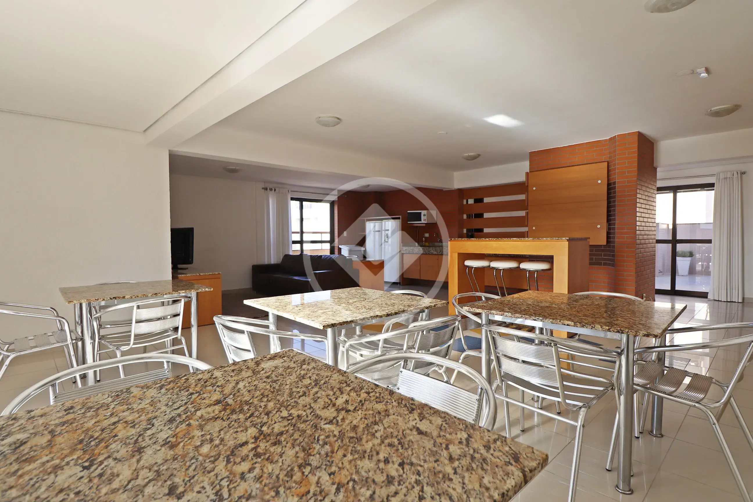 Apartamento à venda no bairro Cabral, Curitiba – foto 16 de 19