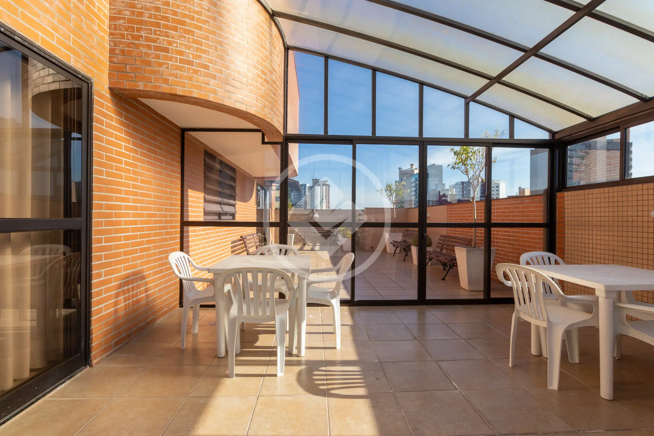 Apartamento à venda no bairro Cabral, Curitiba – foto 17 de 19
