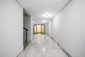 Imagem 2 - Sobrado em Água Verde, Curitiba - PR