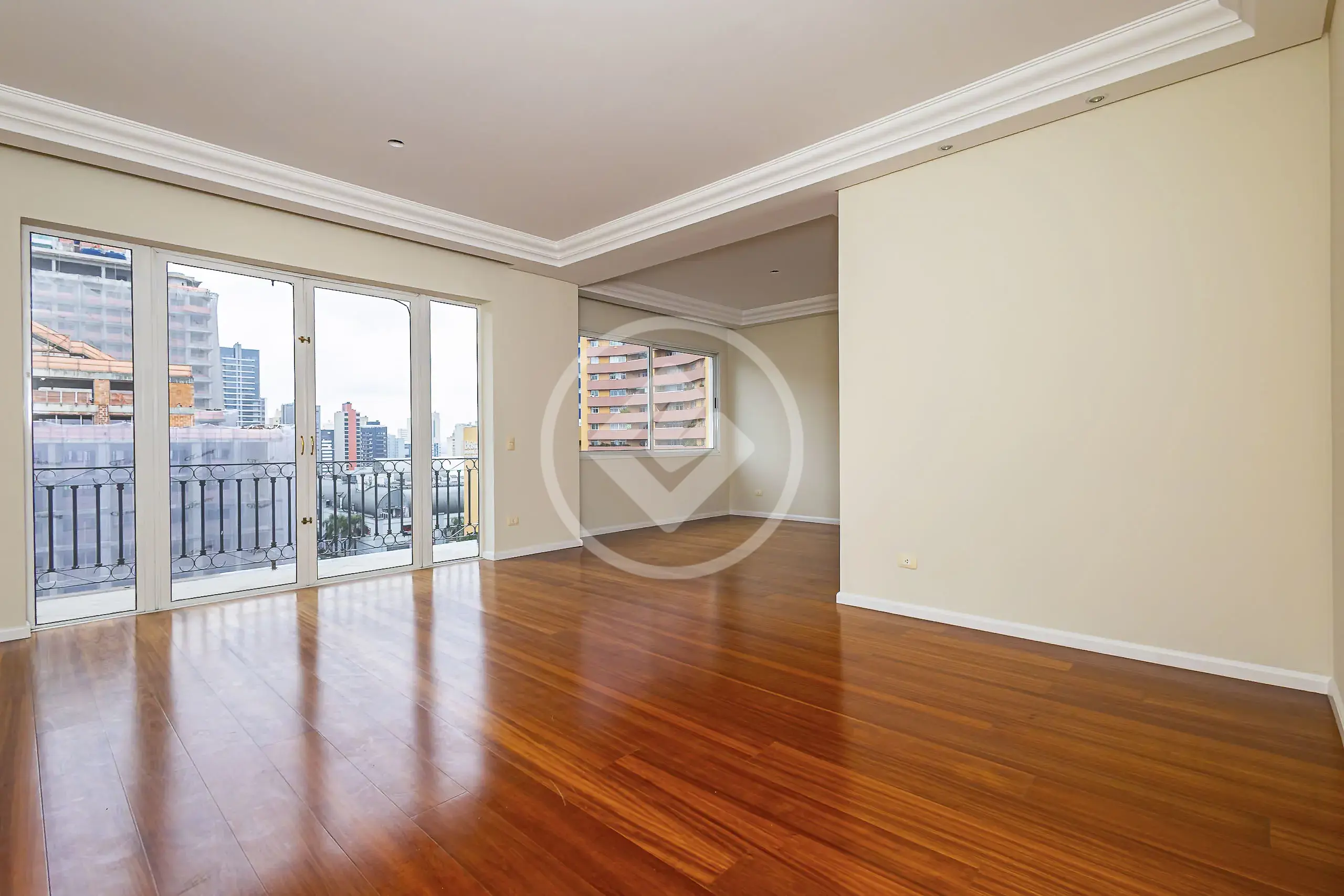 Imagem 1 - Apartamento em BATEL, Curitiba - PR