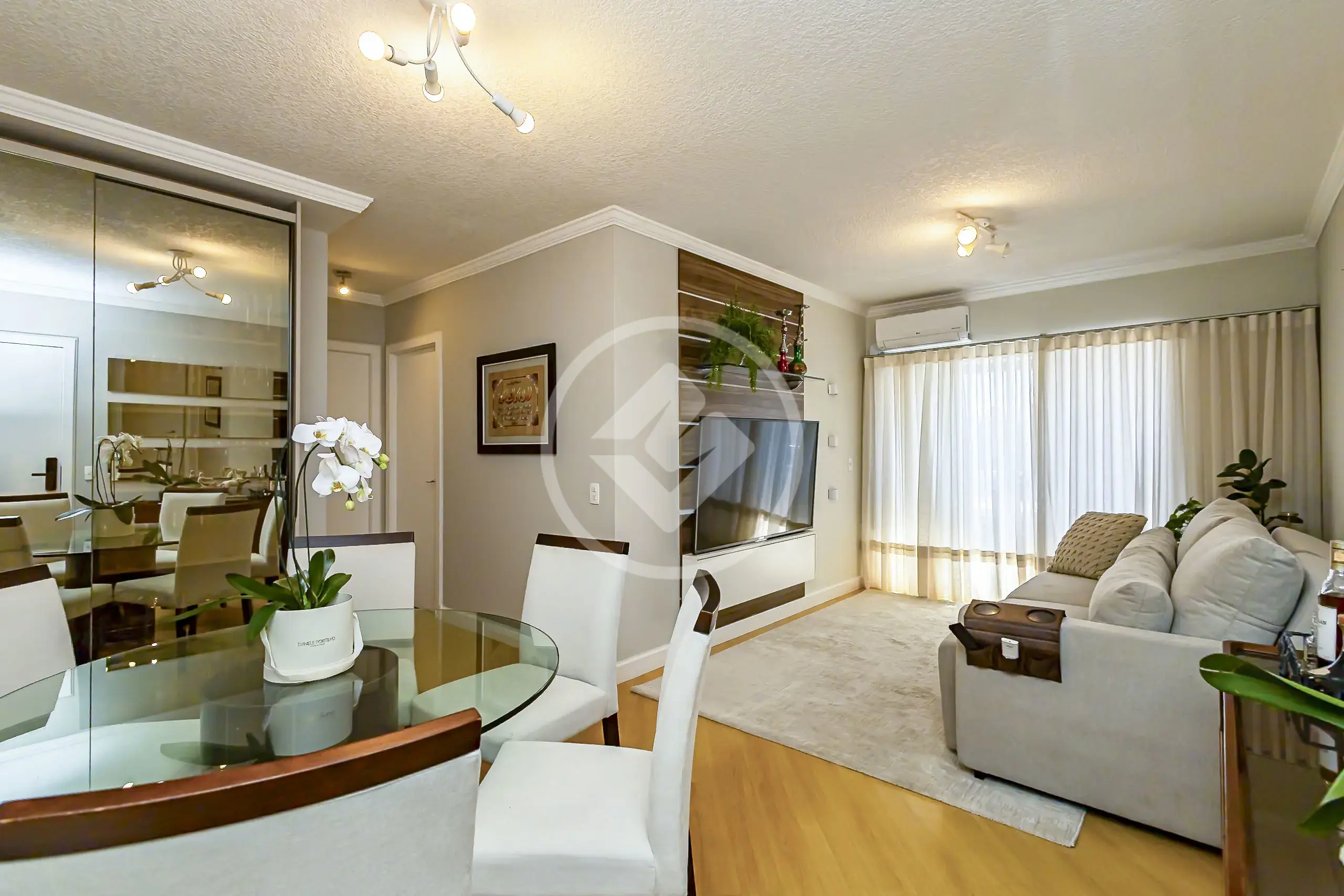 Imagem 1 - Apartamento em Água Verde, Curitiba - PR