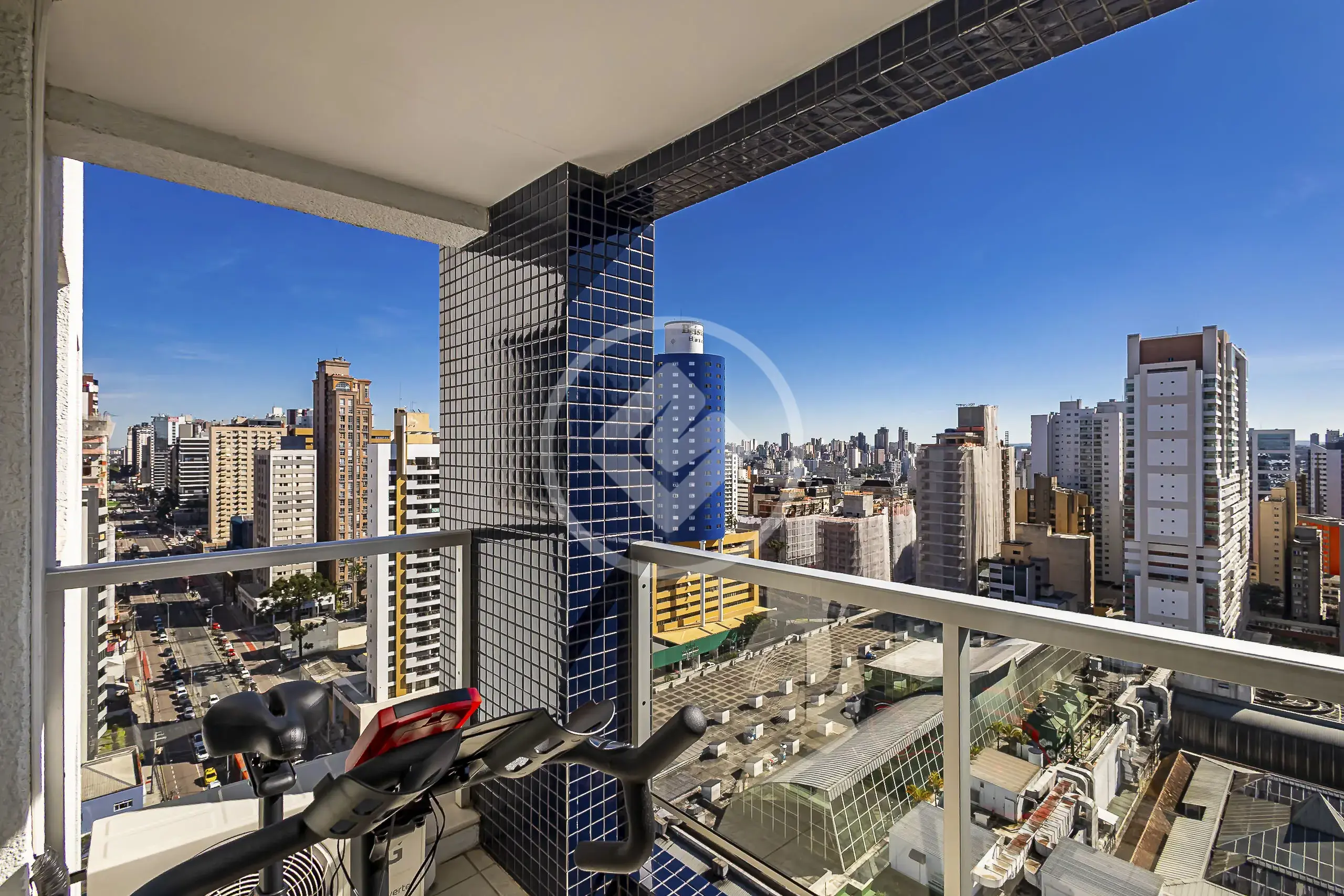 Imagem 4 - Apartamento em Água Verde, Curitiba - PR