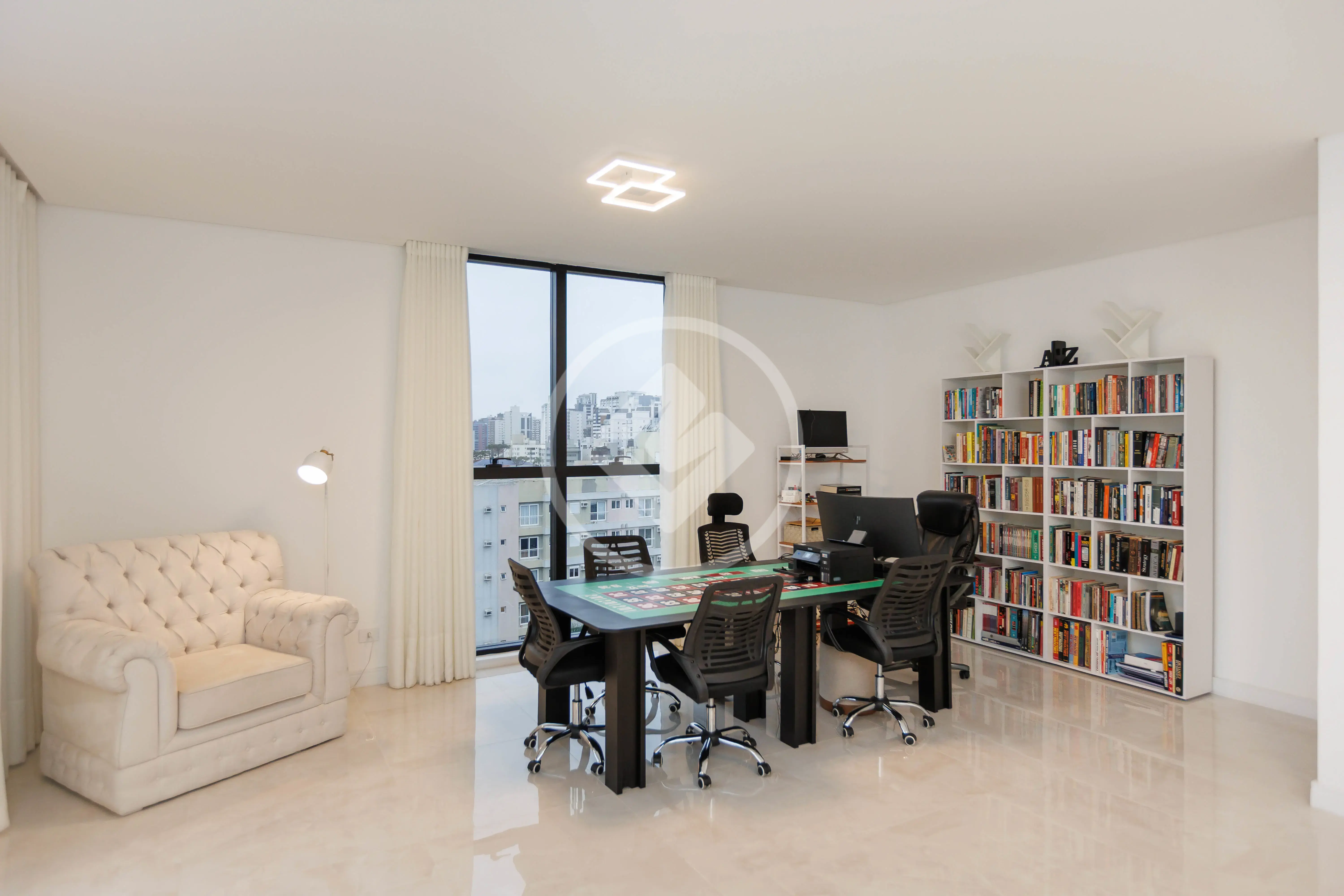 Imagem 4 - Apartamento Duplex em Batel, Curitiba - PR