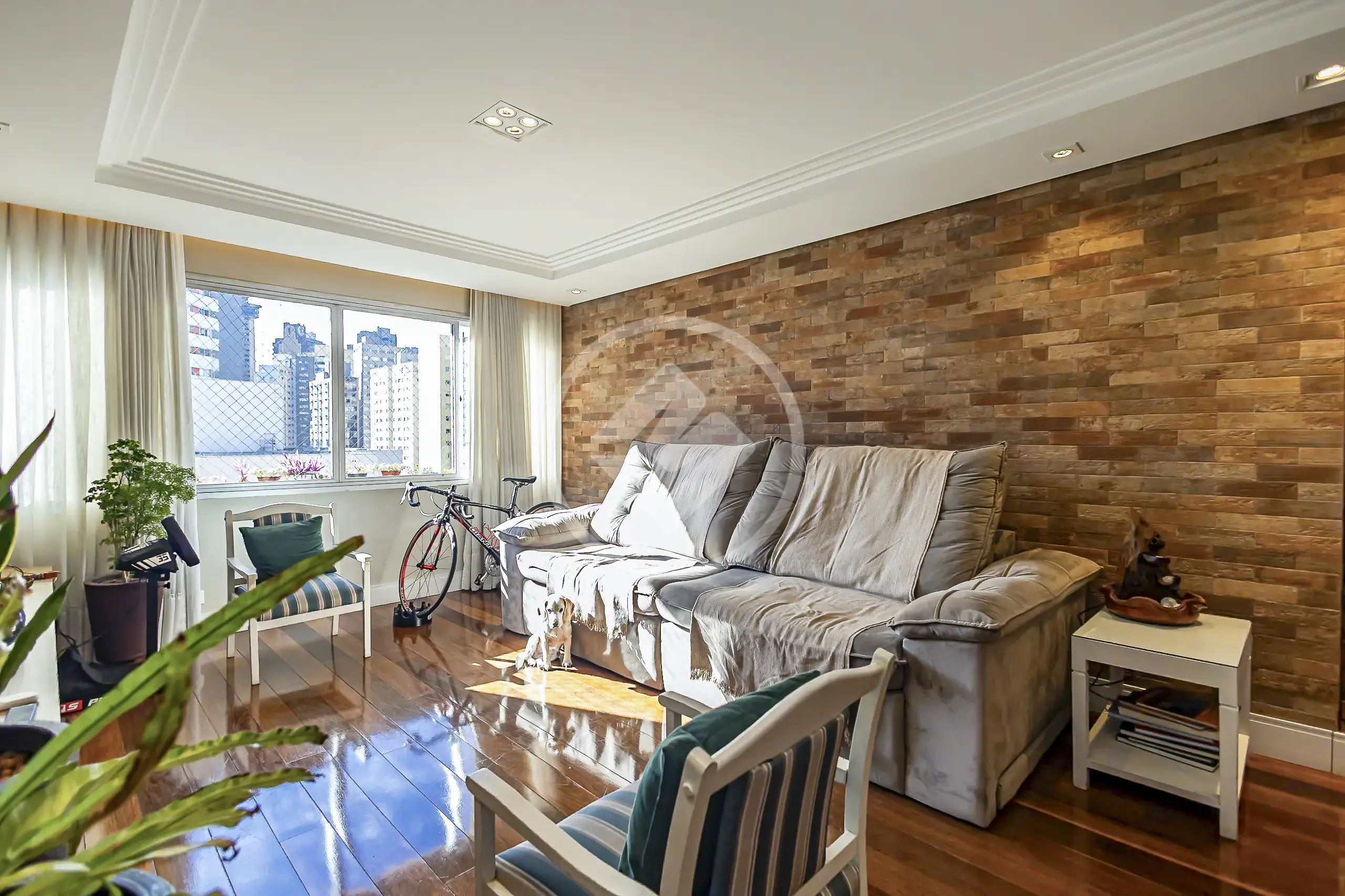 Imagem 2 - Apartamento em CHAMPUGNAT, Curitiba - PR