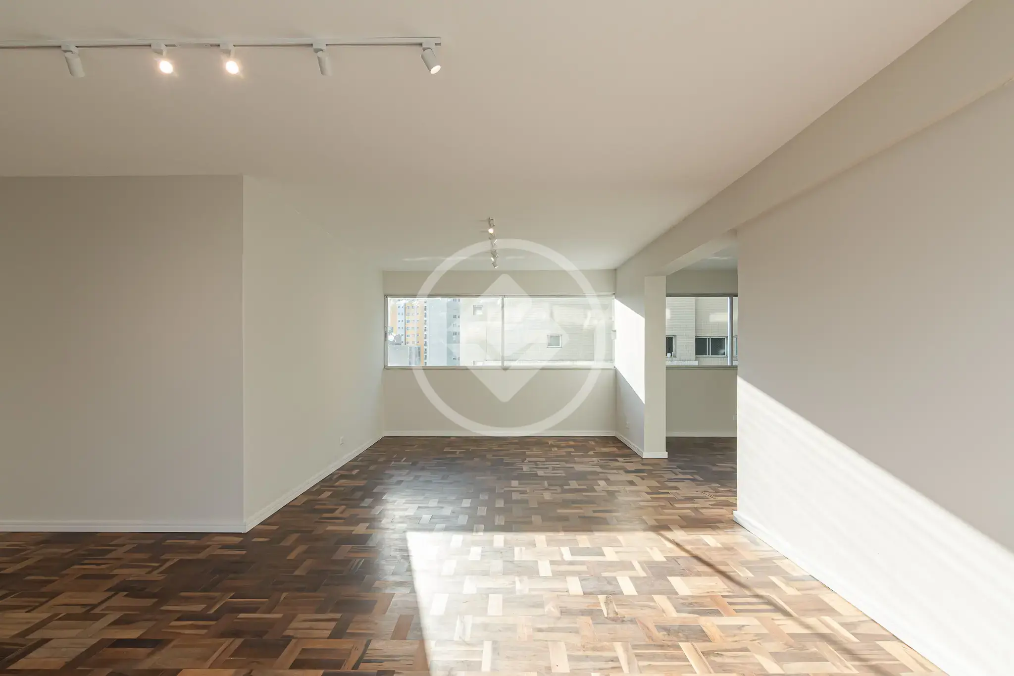 Imagem 1 - Apartamento em Batel, Curitiba - PR