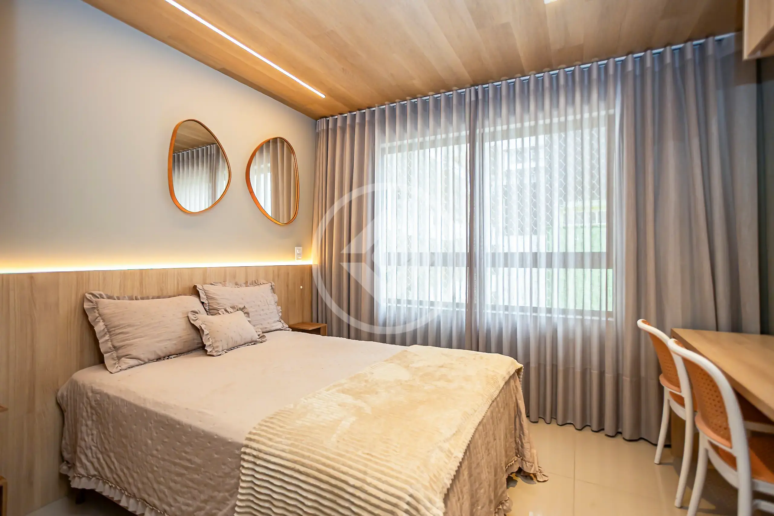 Imagem 1 - Loft / Studio em Centro, Curitiba - PR