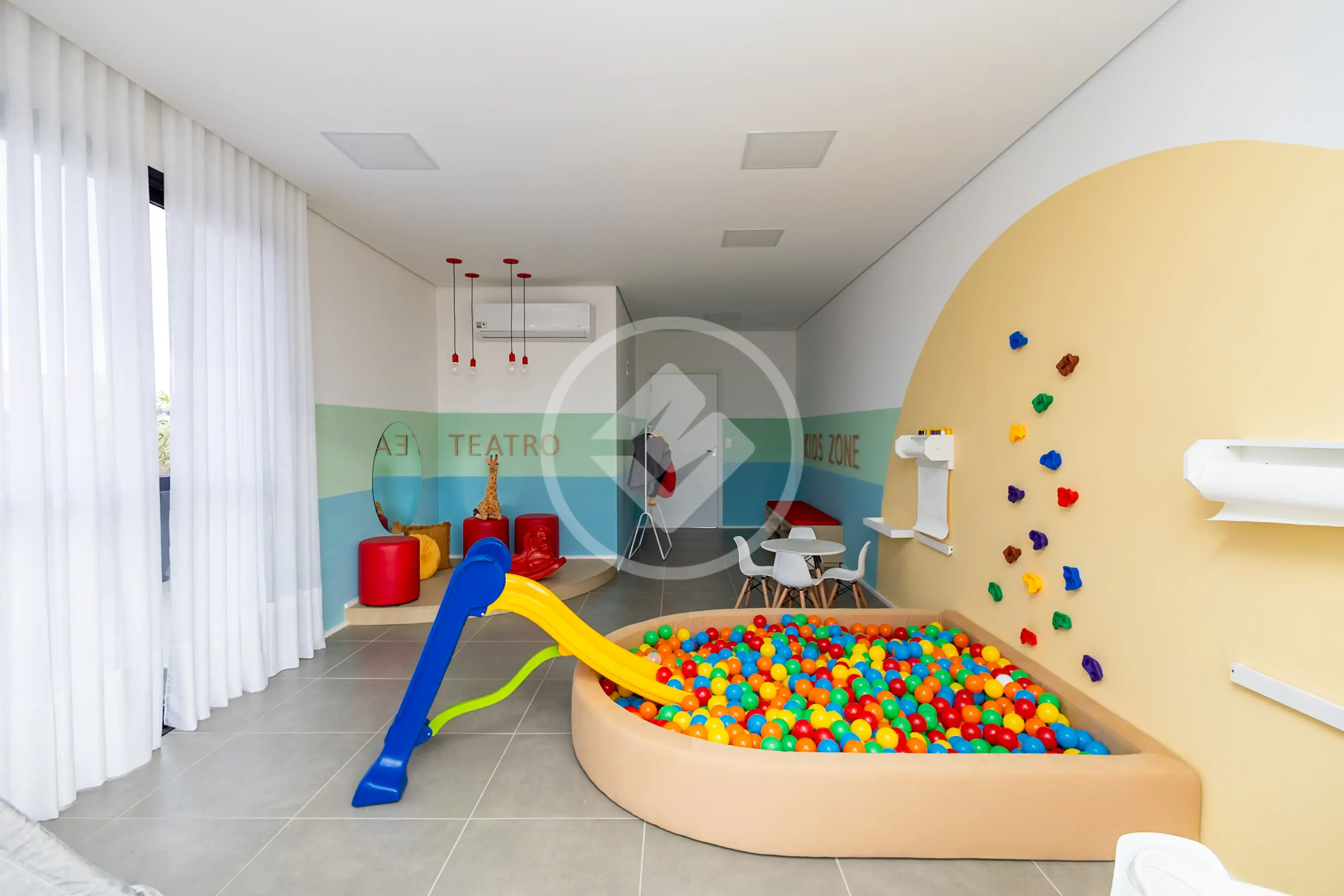 Apartamento à venda no bairro Tingui, Curitiba – foto 13 de 20