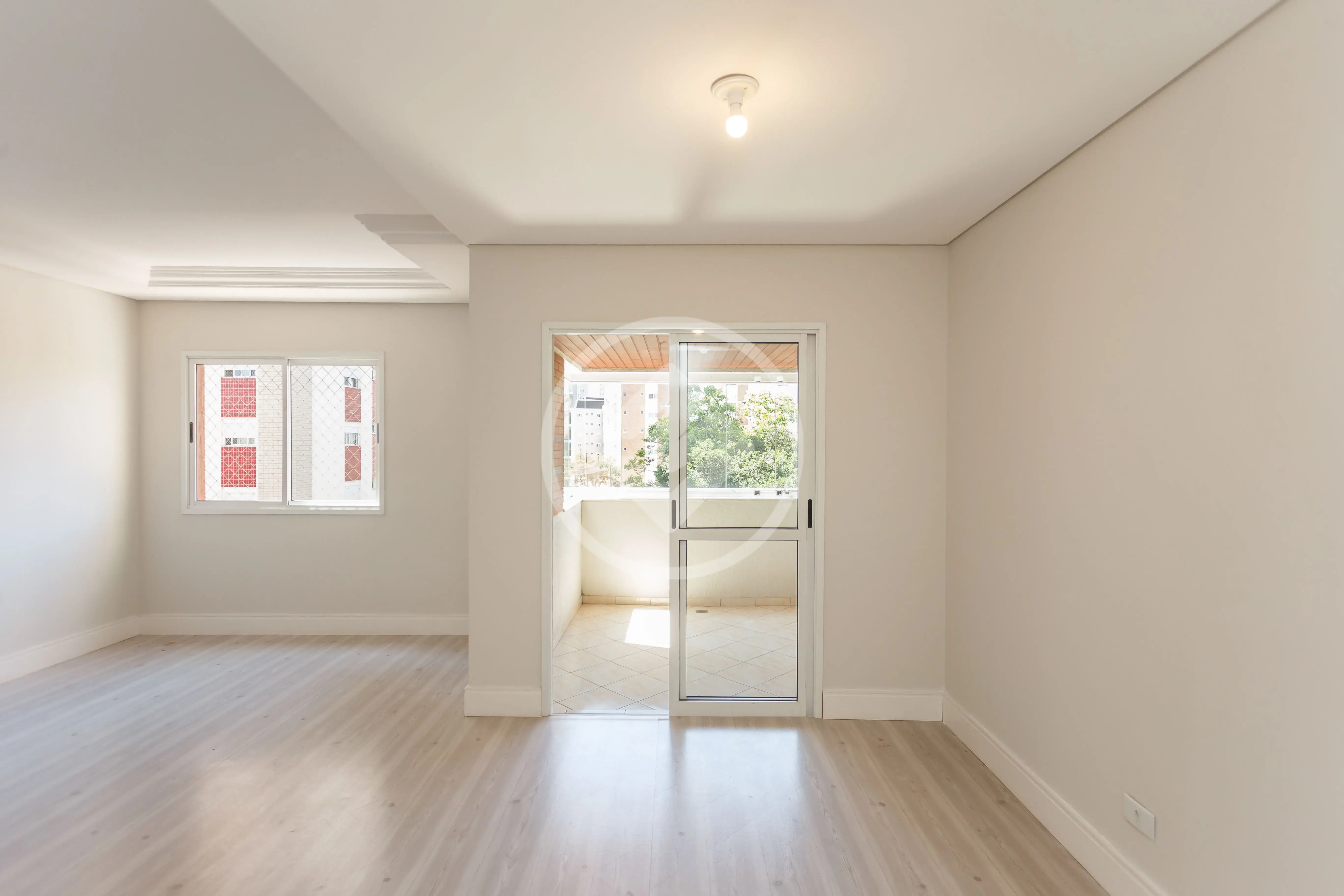 Image 2 - Apartamento em AHU, Curitiba - PR