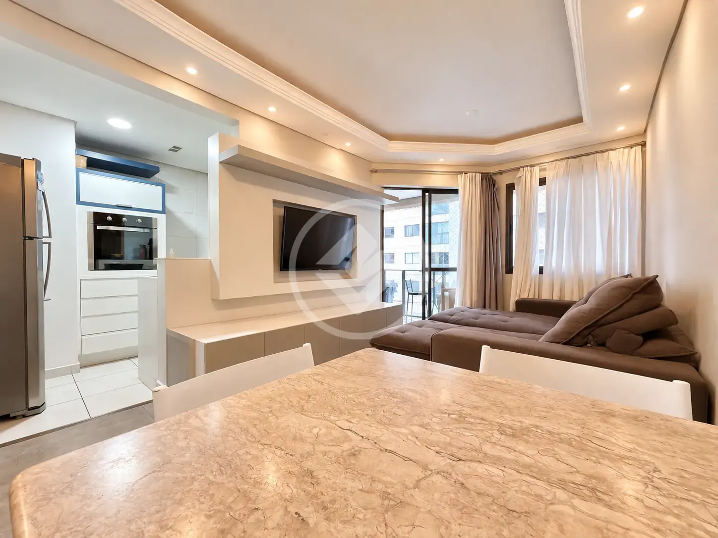 Imagem 1 - Apartamento em CAPAO RASO, Curitiba - PR