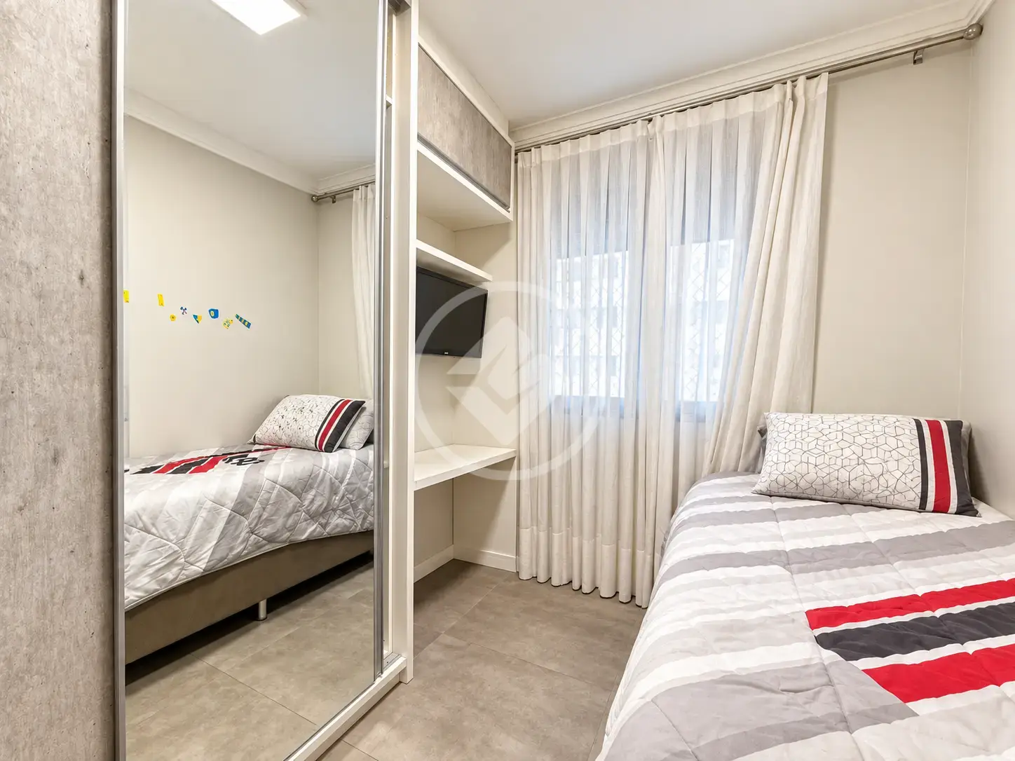 Apartamento à venda no bairro Capão Raso, Curitiba – foto 5 de 17