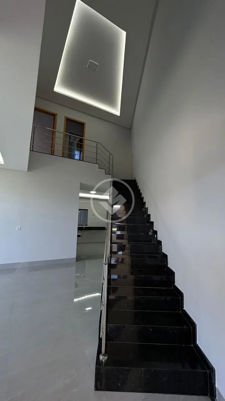 Imagem 2 - Sobrado em Residencial Canadá, Goiânia - GO