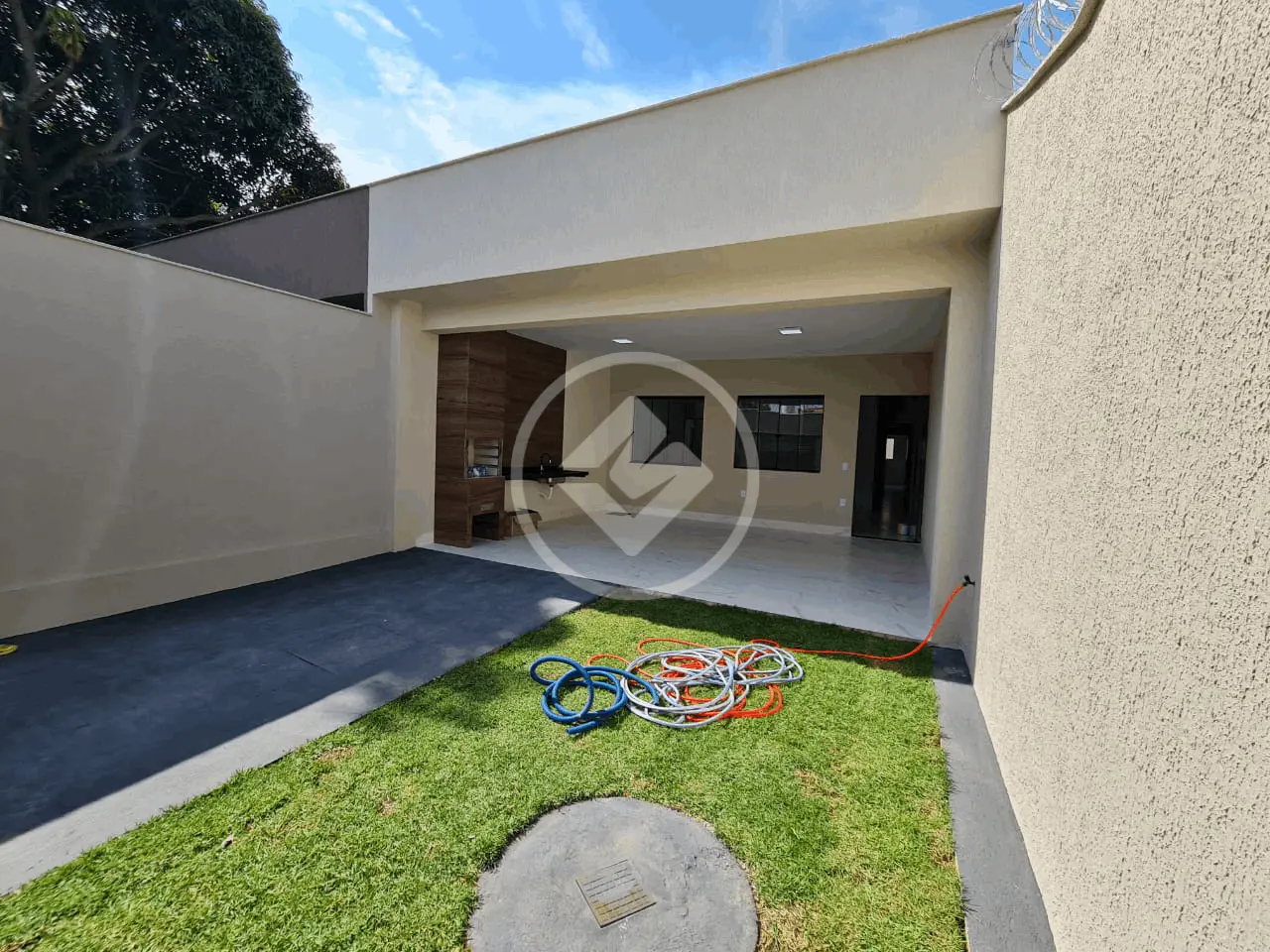 Casa Condomínio das Esmeraldas, Goiânia - GO — foto 1