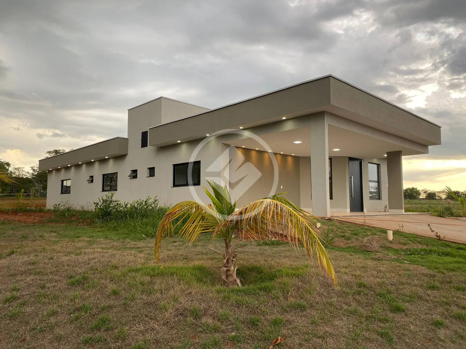 Casa Condomínio Setor Central, Hidrolândia - GO — foto 2