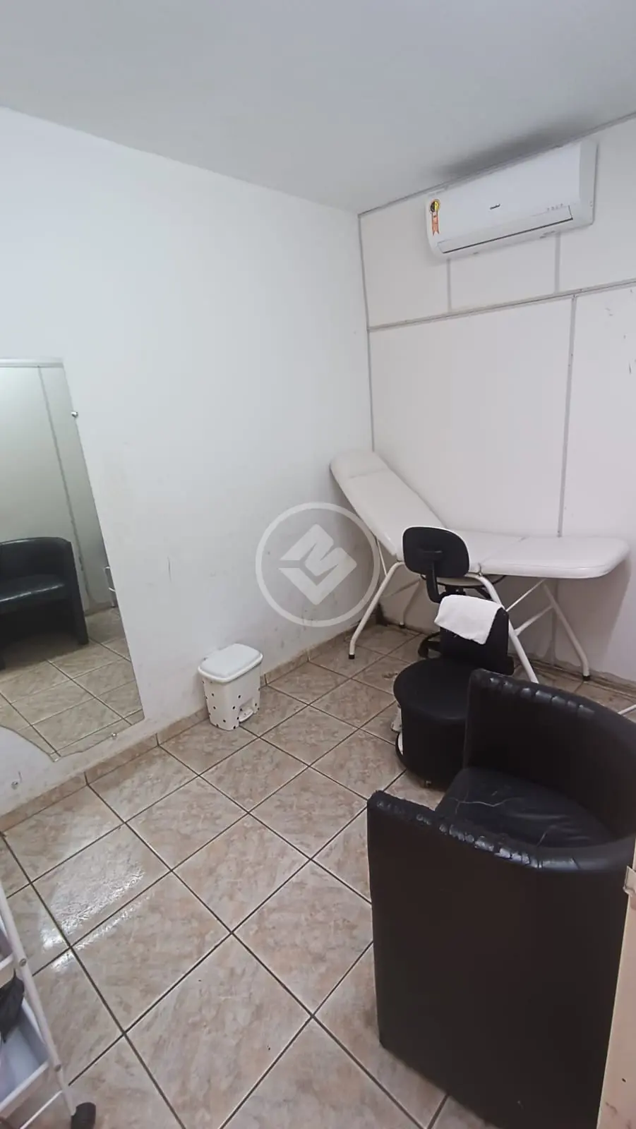 Imagem 5 - Kitnet / Conjugado em CIDADE JARDIM, Goiânia - GO