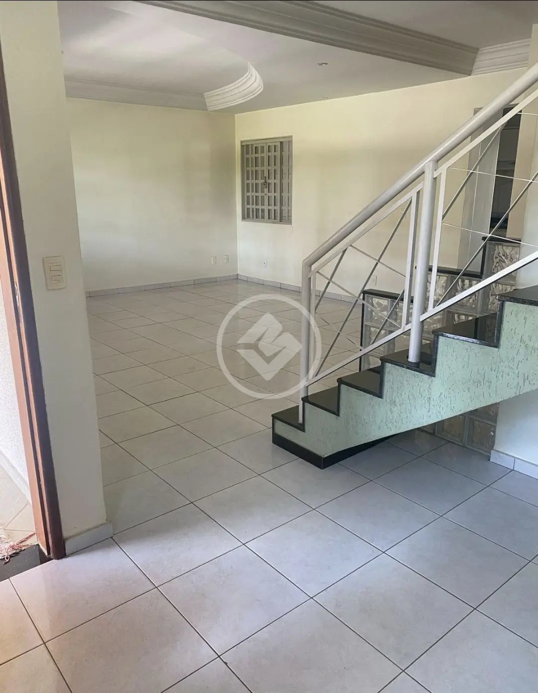 Imagem 4 - Sobrado em Setor Garavelo, Aparecida de Goiânia - GO