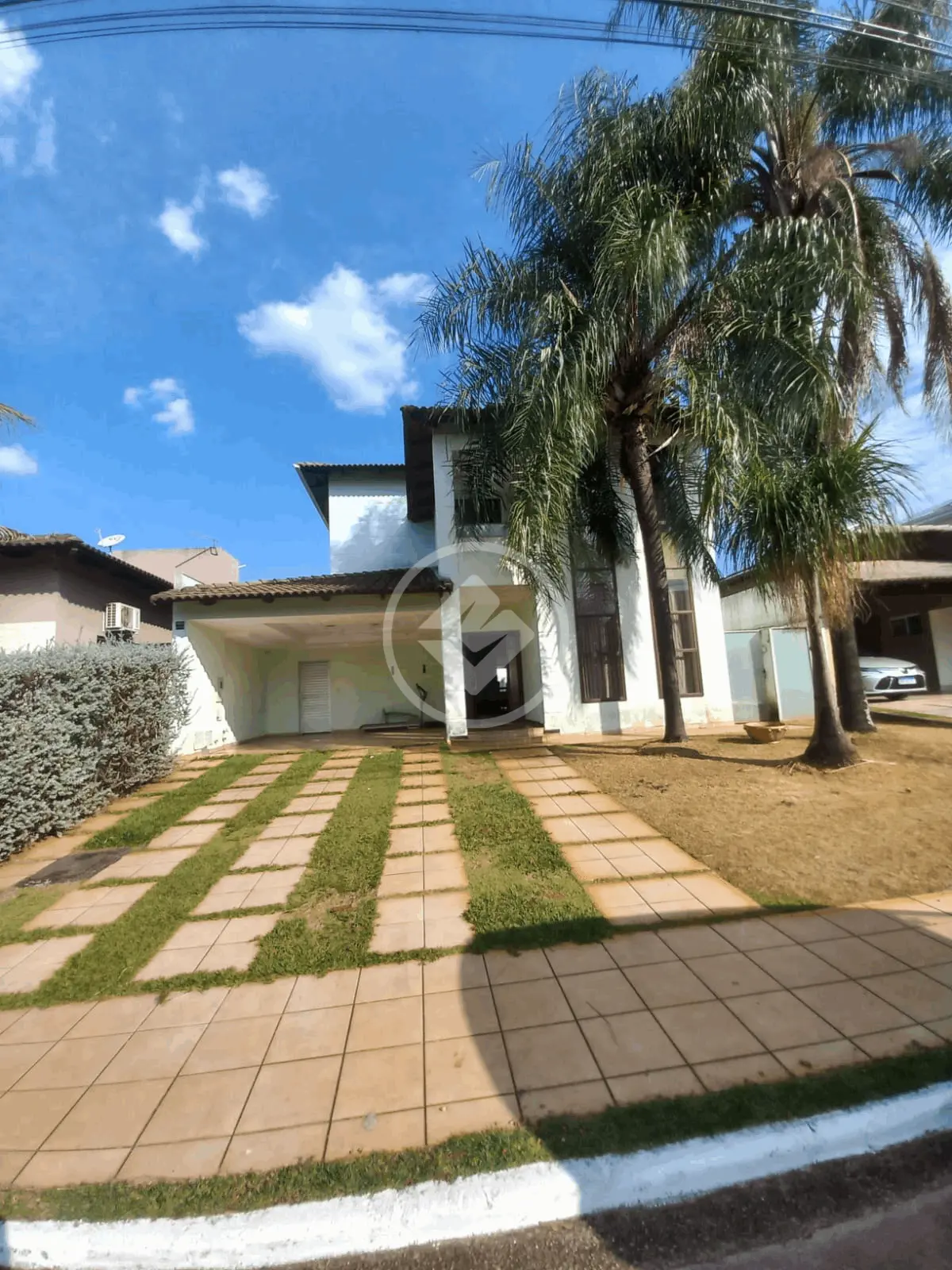 Imagem 1 - Sobrado Em Condomínio em JARDIM MADRI, Goiânia - GO