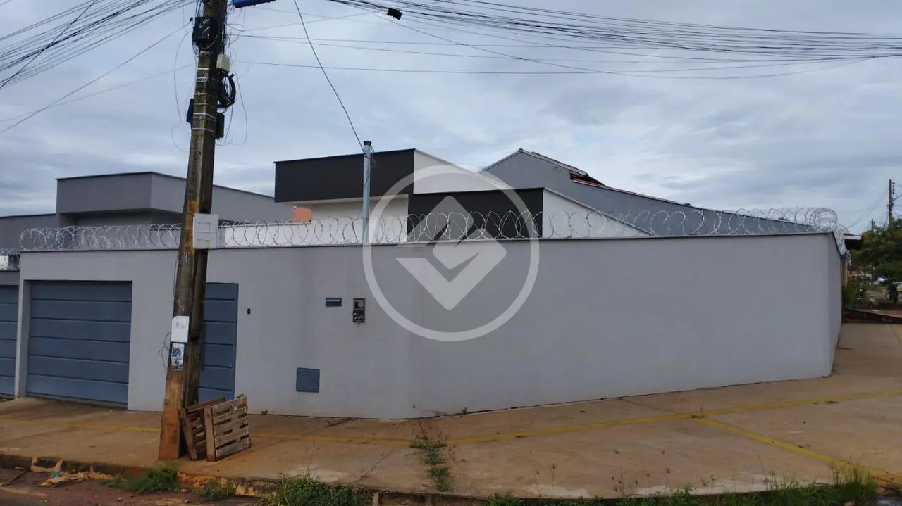 Imagem 2 - Casa em Residencial Petrópolis, Goiânia - GO