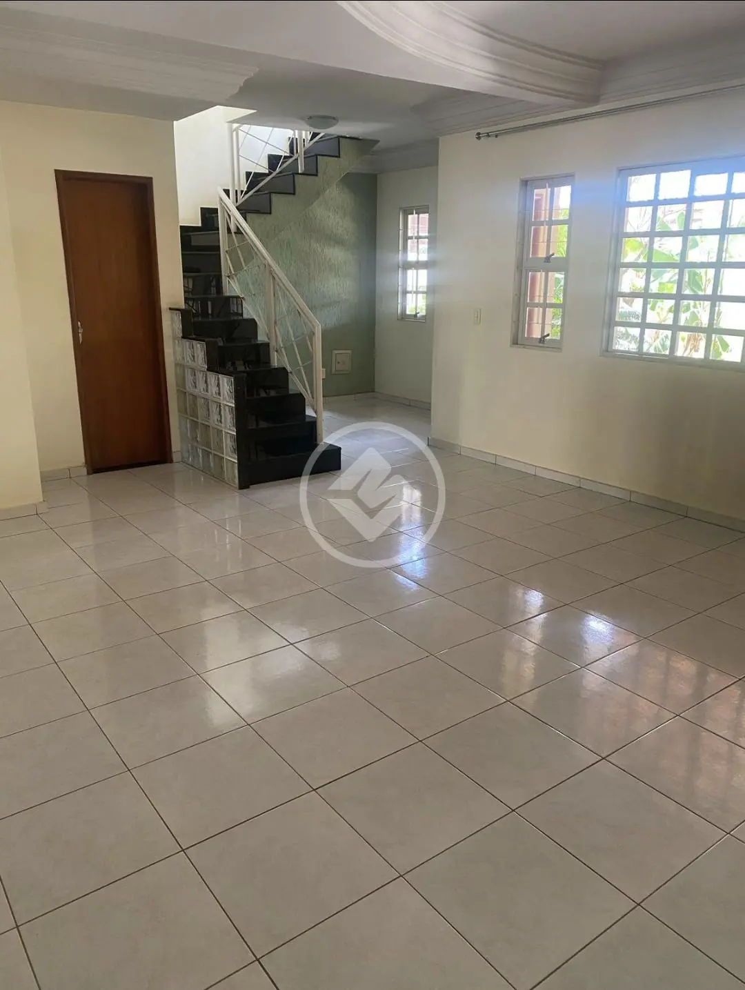 Imagem 5 - Sobrado em Setor Garavelo, Aparecida de Goiânia - GO