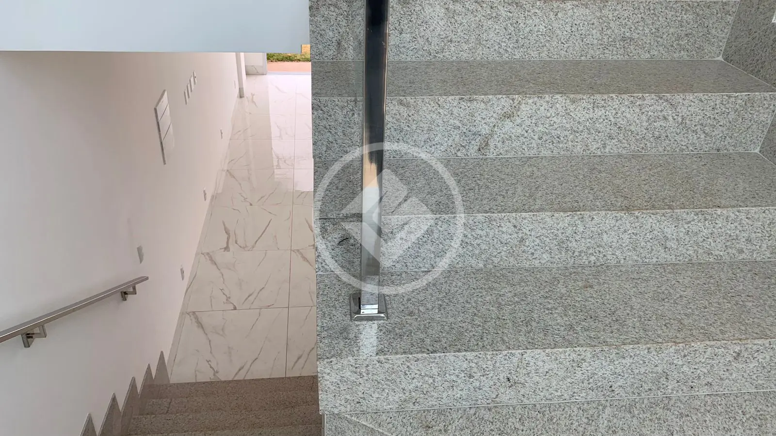 Imagem 4 - Sobrado Em Condomínio em JARDIM VITORIA, Goiânia - GO