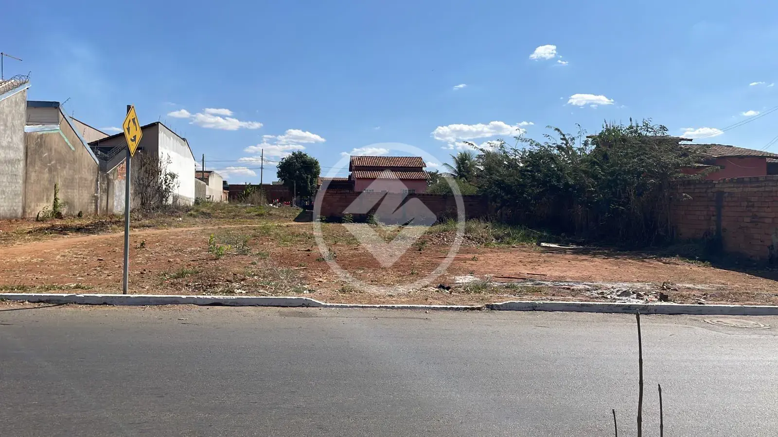 Imagem 1 - Terreno em Jardim Cristal, Aparecida de Goiânia - GO