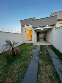 Casa Jardim Himalaia, Aparecida de Goiânia - GO — foto 1