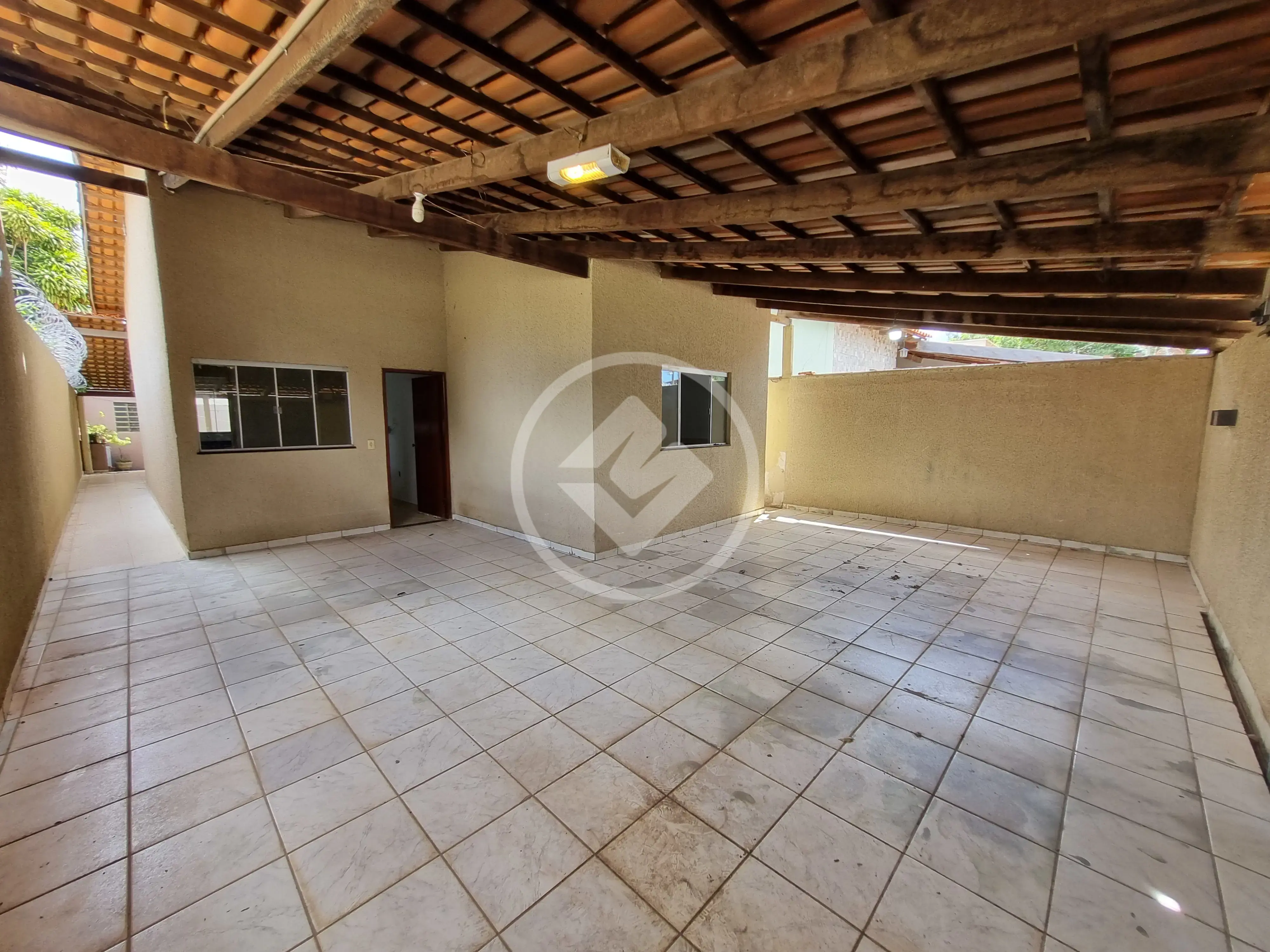 Image 2 - Casa em Jardim Helvécia, Aparecida de Goiânia - GO