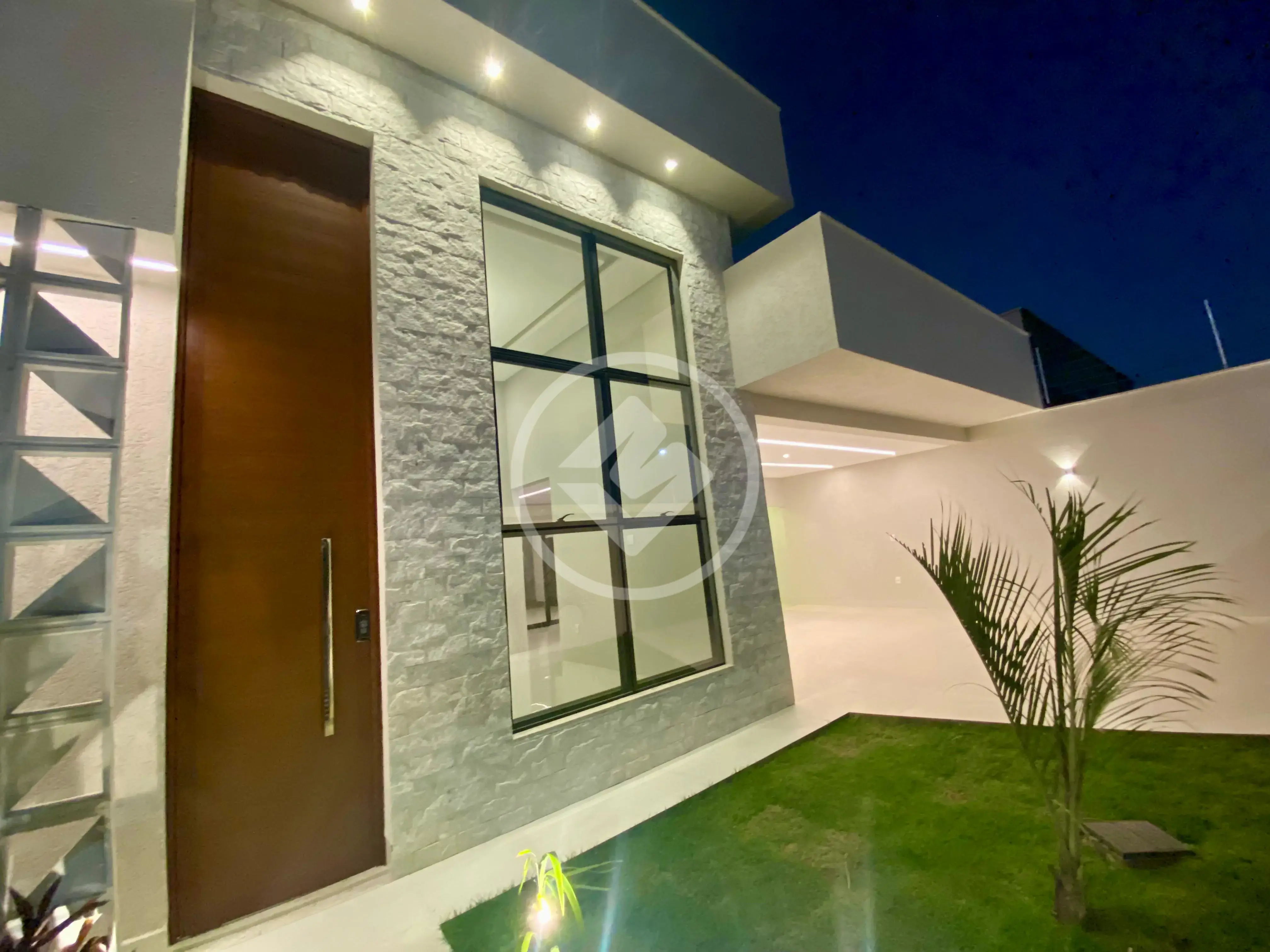 Image 2 - Casa em Setor Tres Marias, Goiânia - GO
