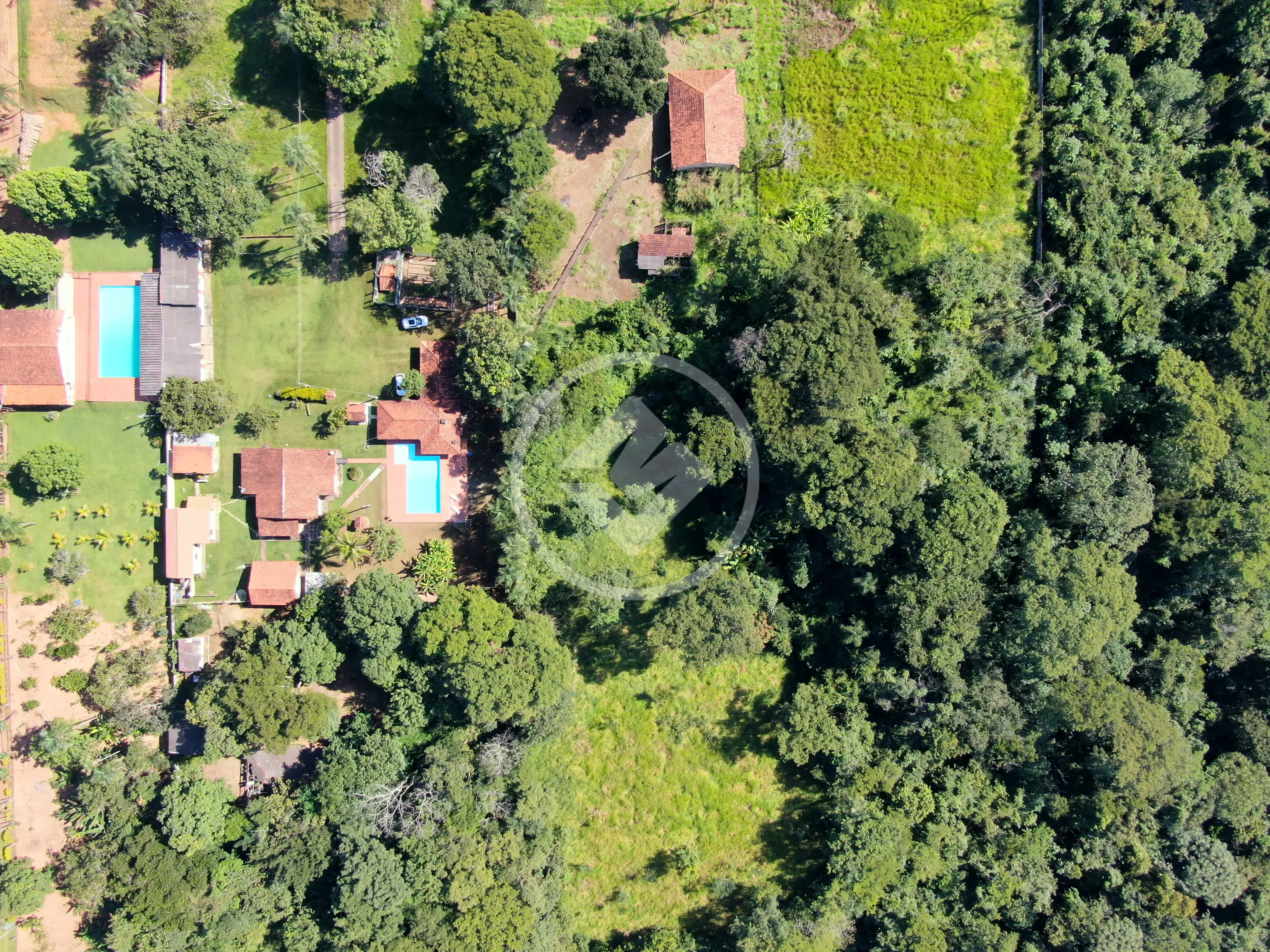 Imagem 1 - Fazenda em Estância Vargem Bonita, Senador Canedo - GO