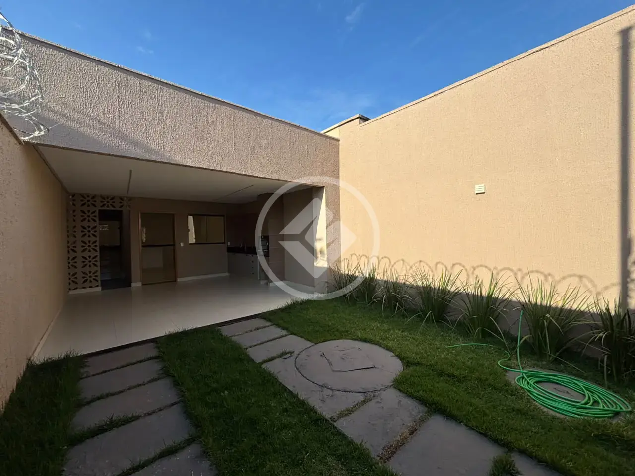 Imagem 1 - Casa em Residencial Santa Fé, Goiânia - GO