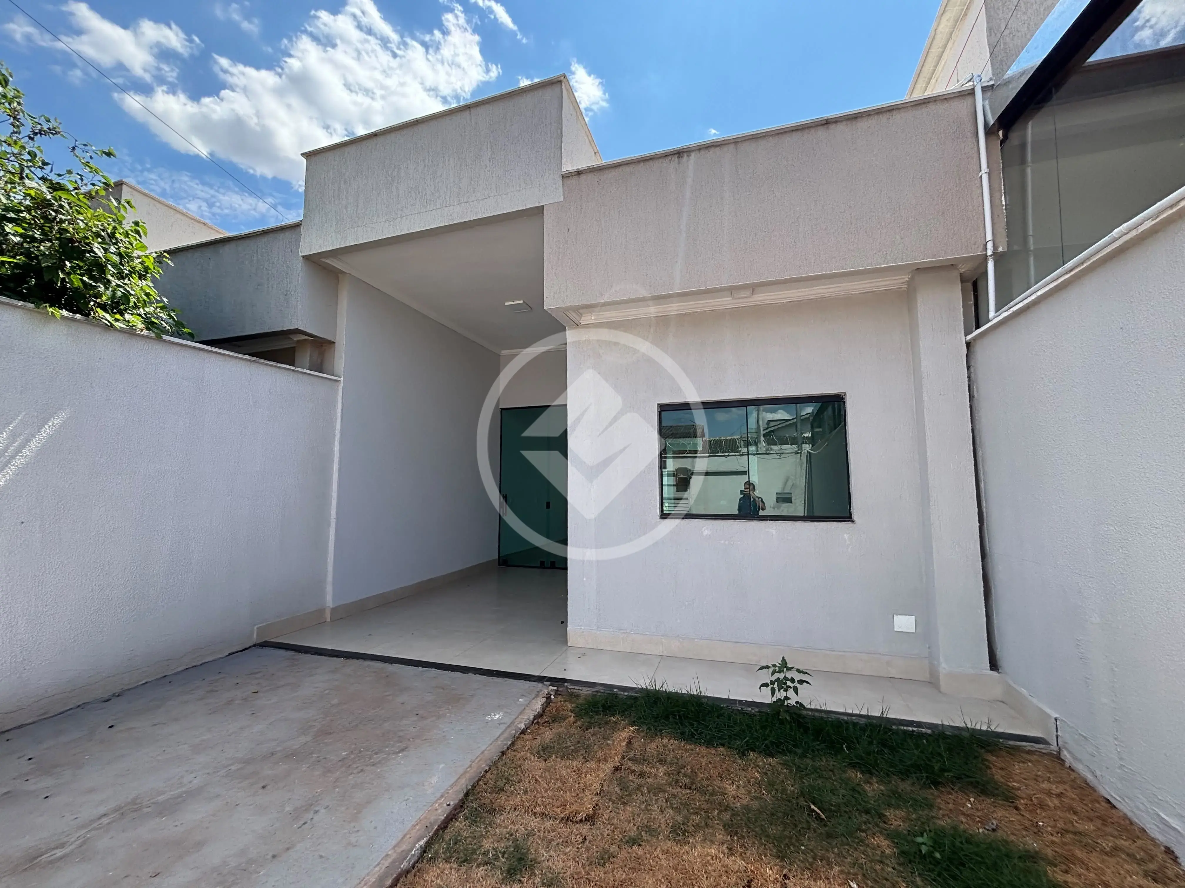 Image 2 - Casa em Jardim Presidente, Goiânia - GO