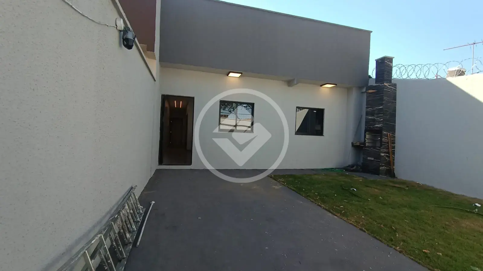 Imagem 1 - Casa em Jardim Balneário Meia Ponte, Goiânia - GO