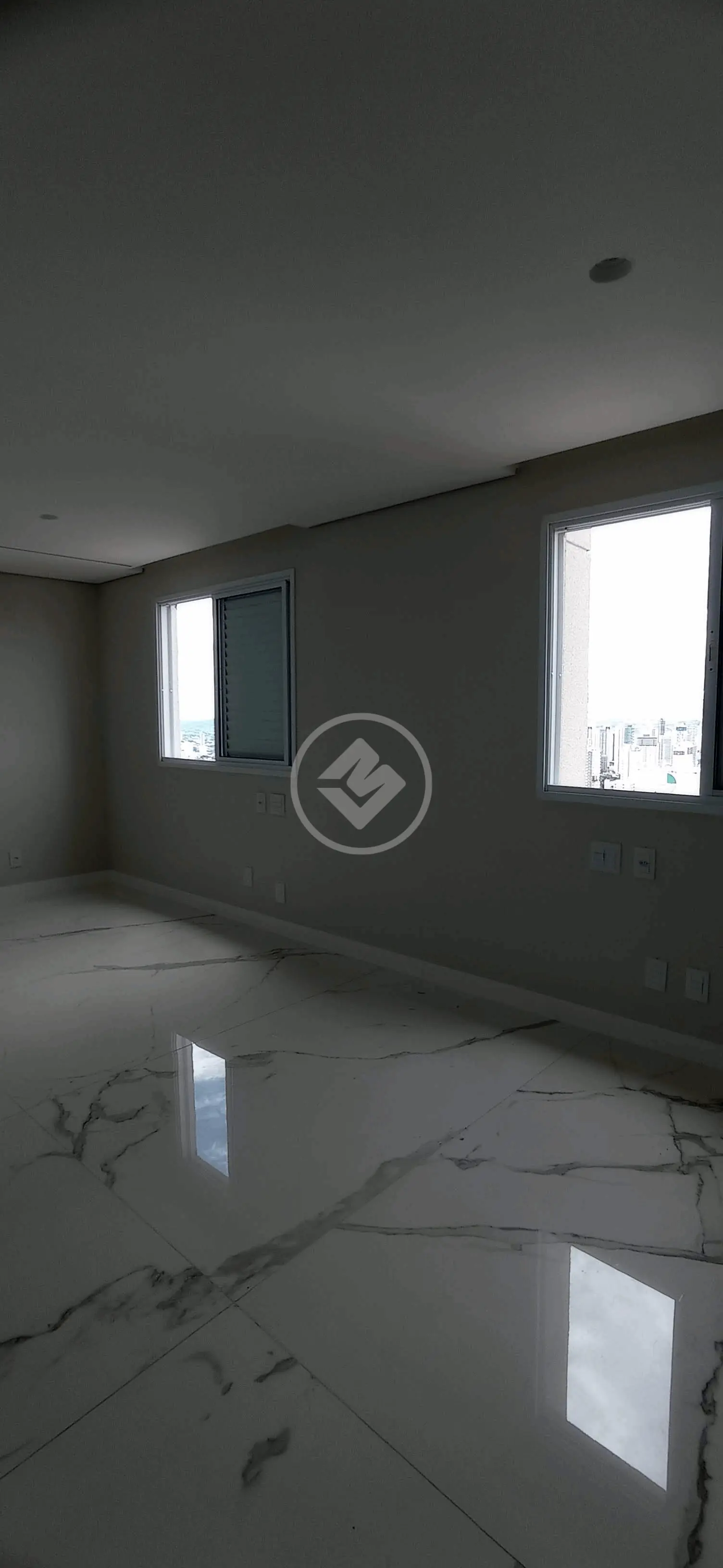 Imagem 2 - Apartamento Duplex em Setor Bueno, Goiânia - GO