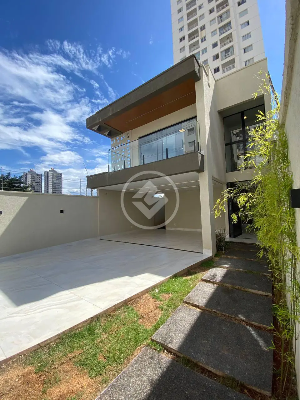 Sobrado Jardim Atlântico, Goiânia - GO — foto 1