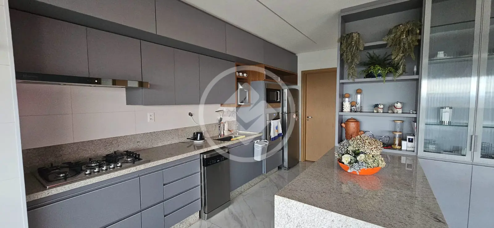 Imagem 2 - Apartamento em PARK LOZANDES, Goiânia - GO