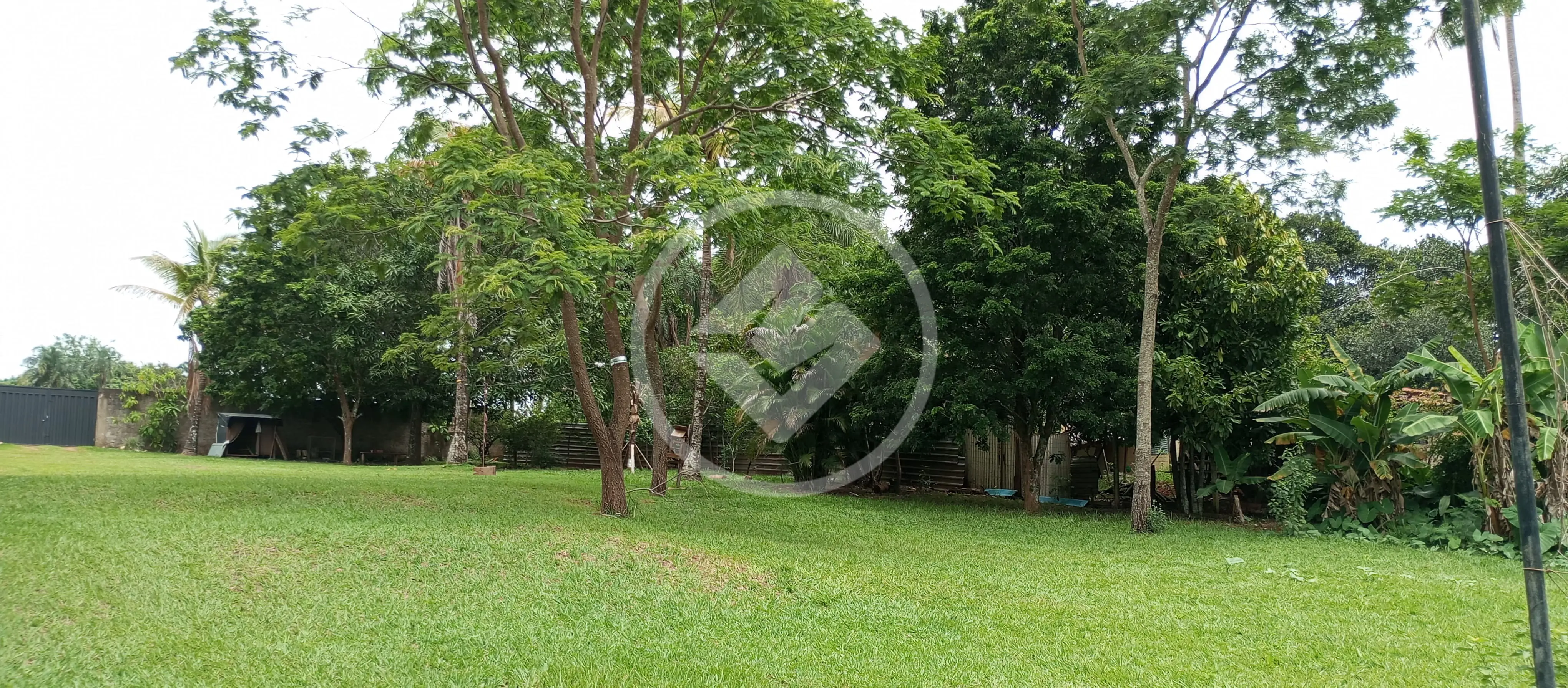 Imagem 2 - Chácara em Condomínio Privê das Oliveiras, Goiânia - GO