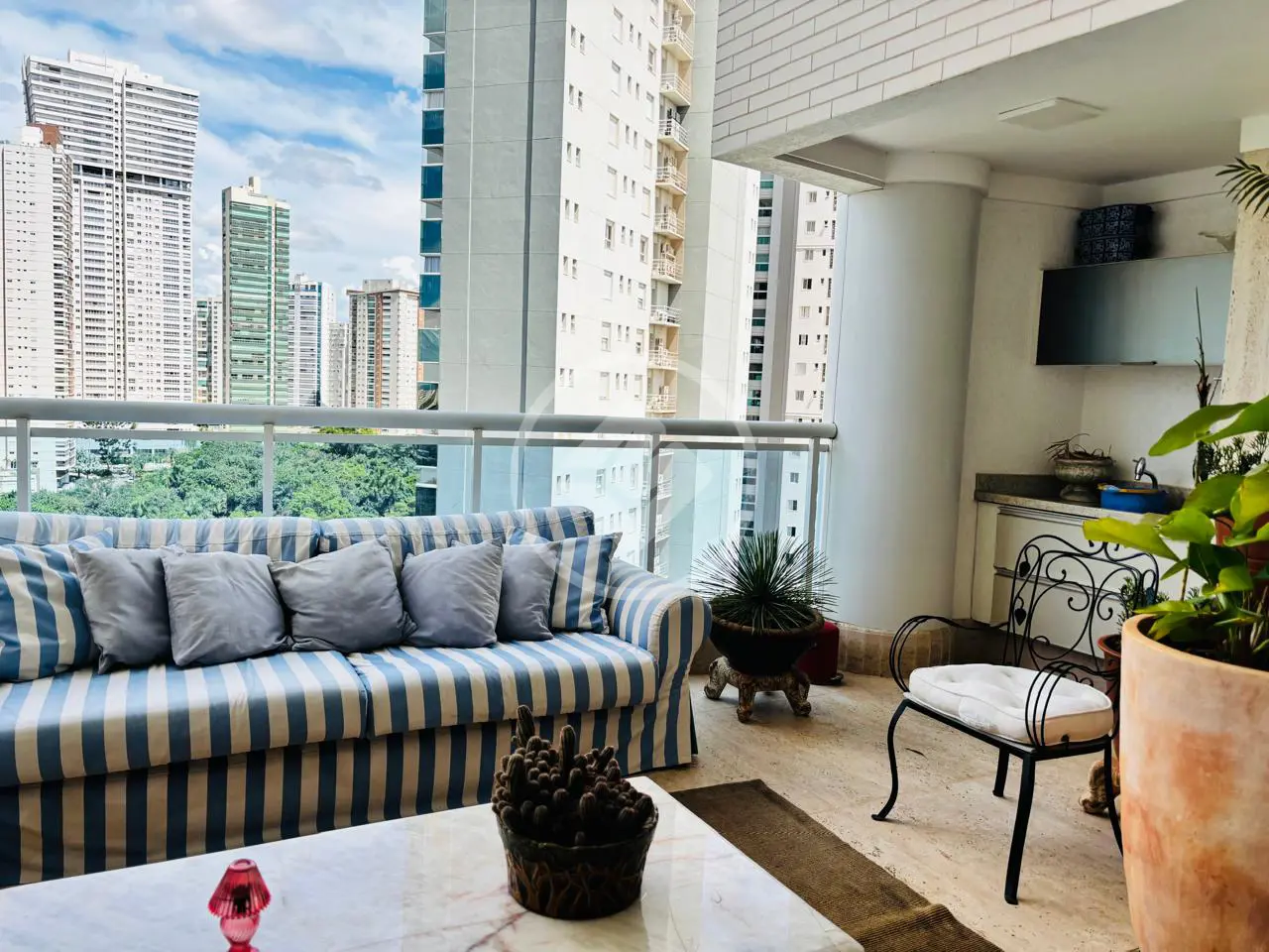 Imagem 2 - Apartamento em Jardim Goiás, Goiânia - GO