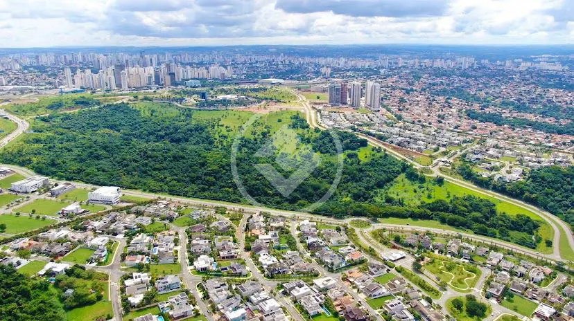 Imagem 2 - Apartamento em PARK LOZANDES, Goiânia - GO