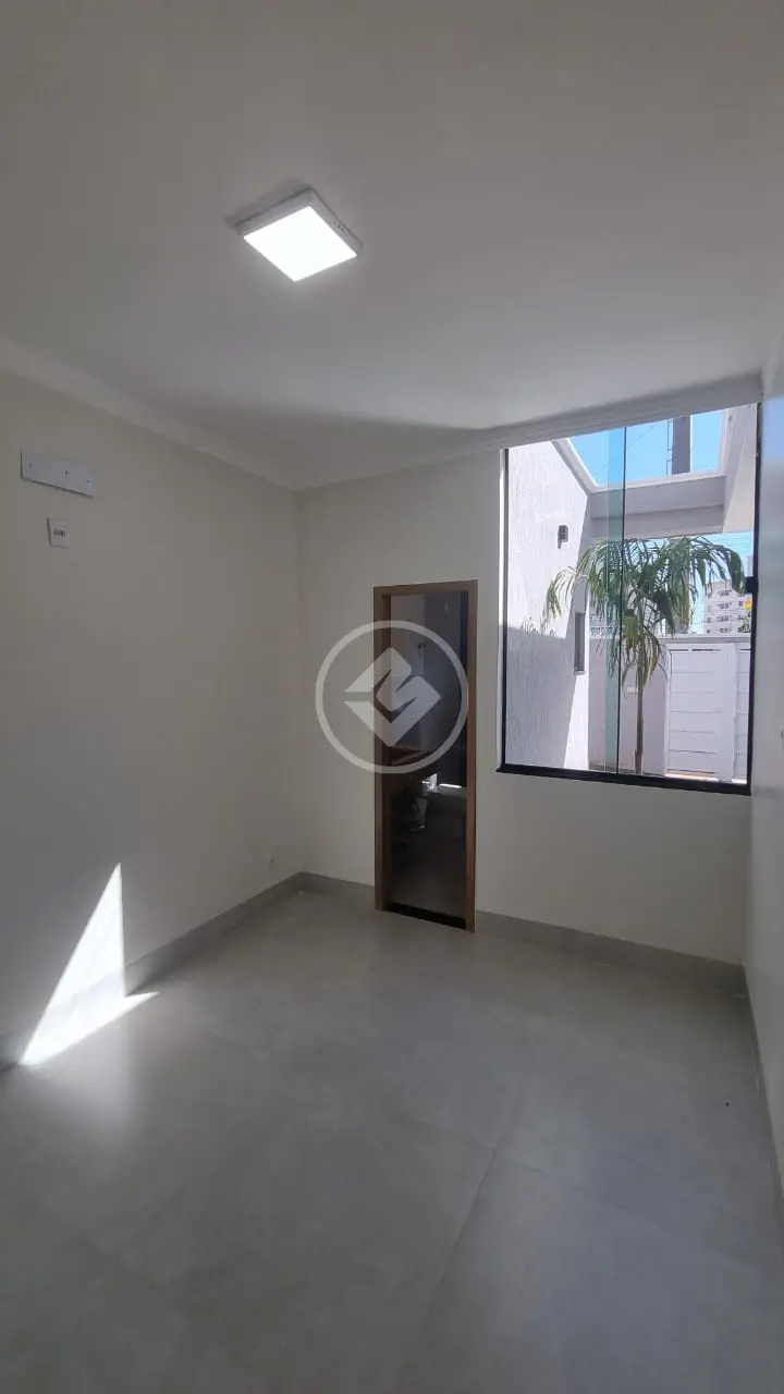 Imagem 4 - Casa em Residencial Canadá, Goiânia - GO