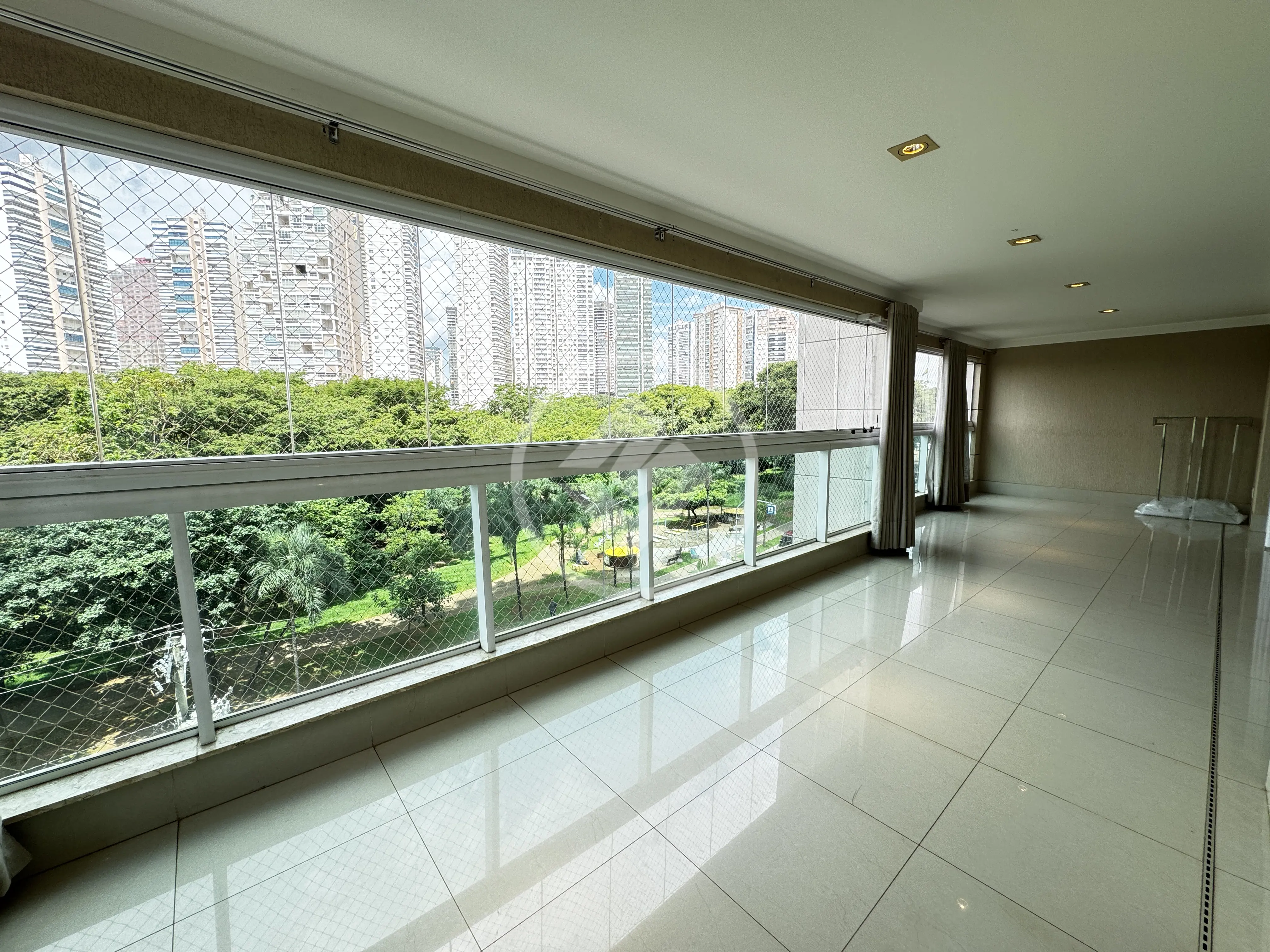 Apartamento Jardim Goiás, Goiânia - GO — foto 1