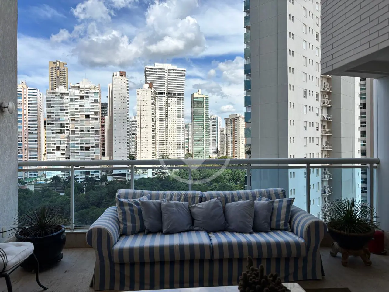 Imagem 1 - Apartamento em Jardim Goiás, Goiânia - GO