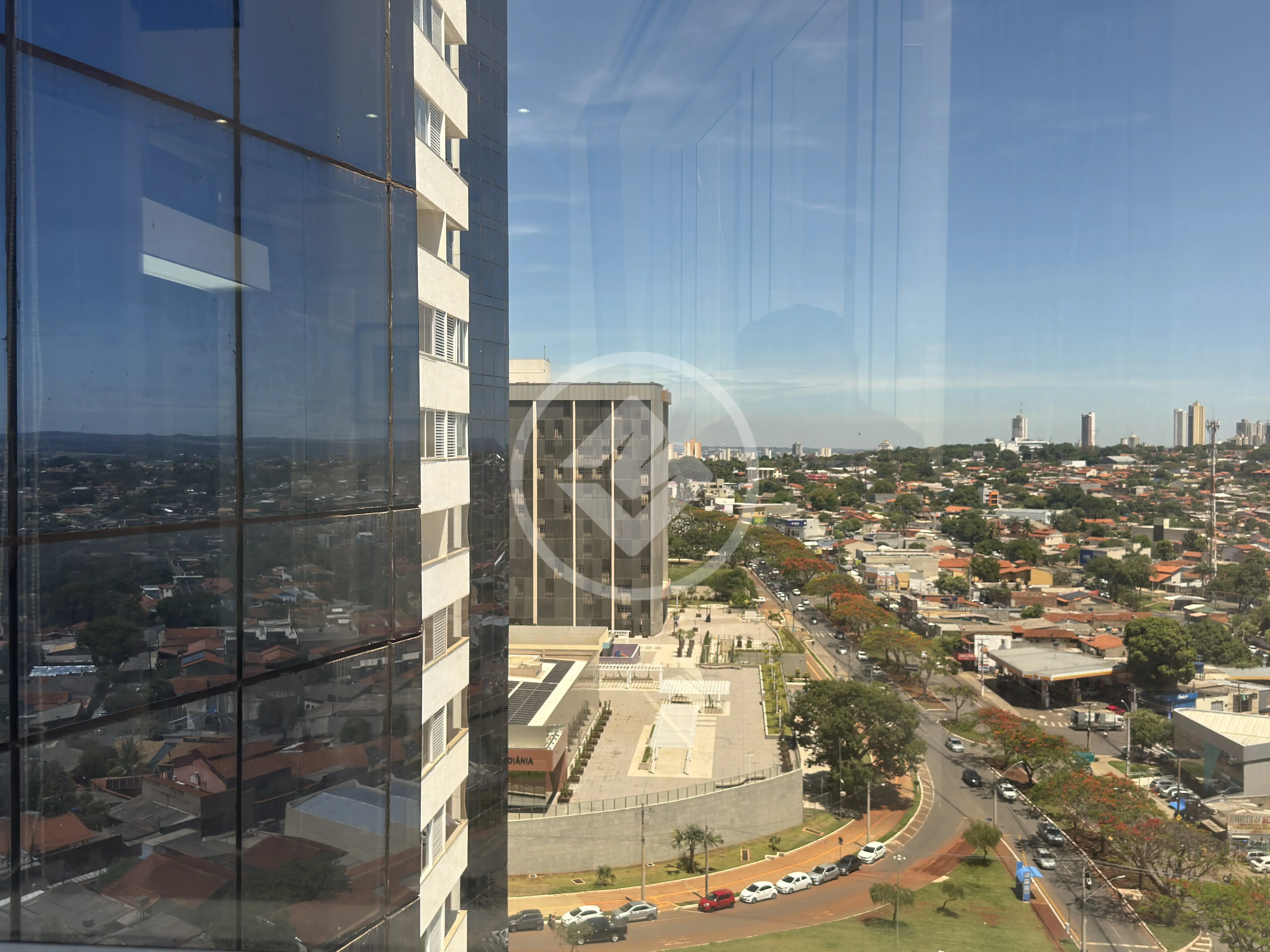Image 17 - Sala Comercial em PARK LOZANDES, Goiânia - GO