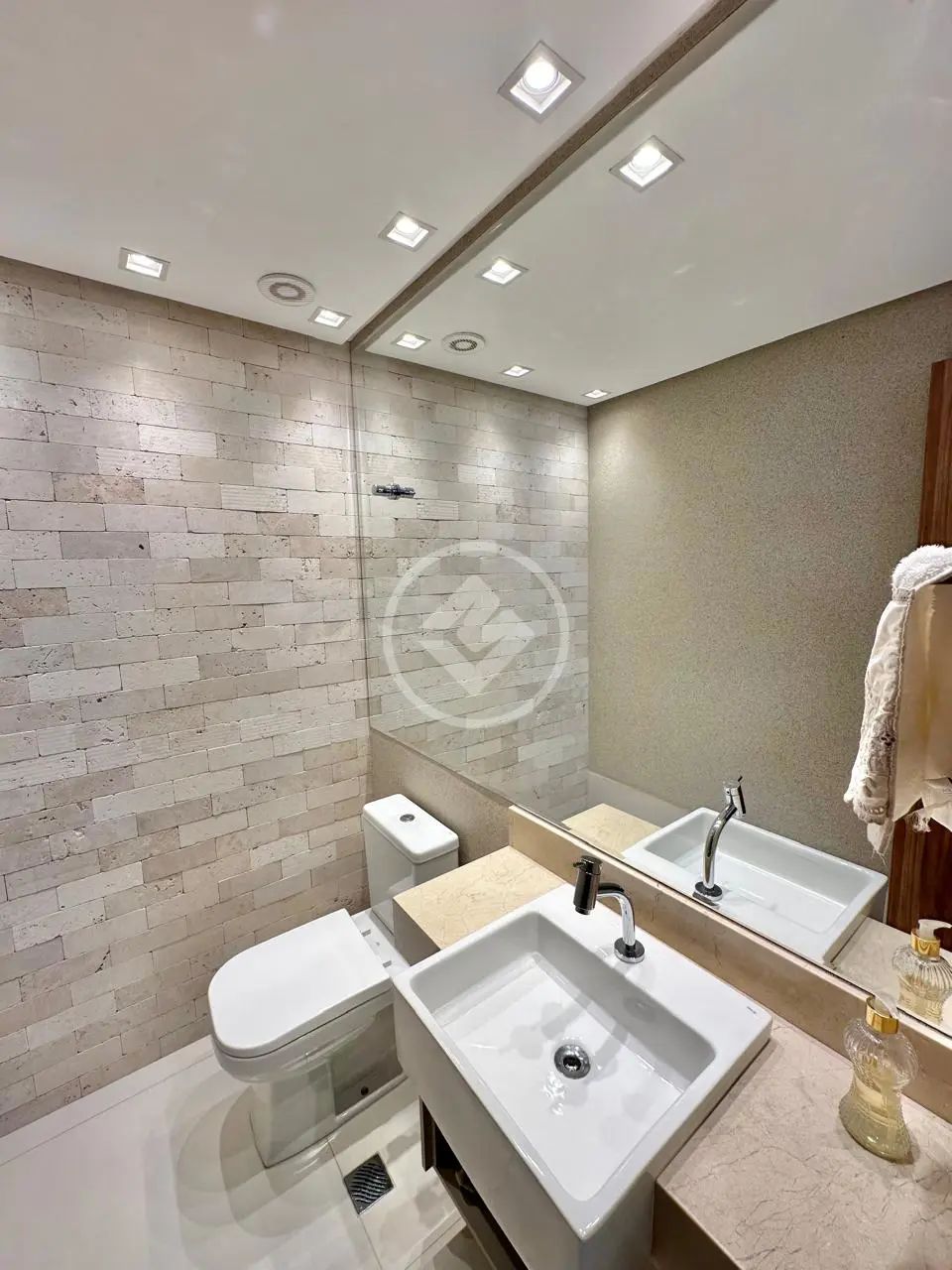 Image 10 - Apartamento em PARK LOZANDES, Goiânia - GO