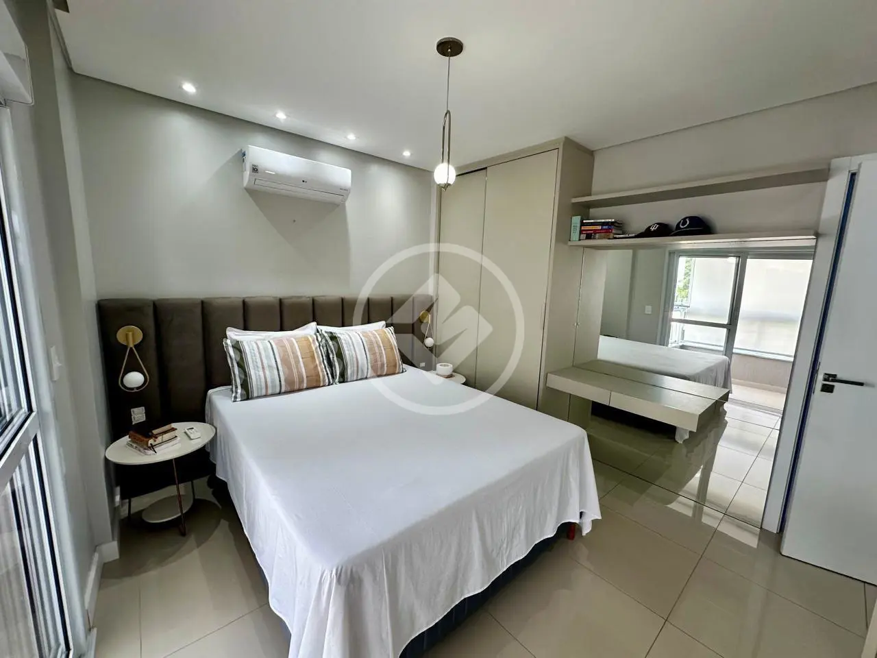 Imagem 4 - Apartamento em Barreiros, São José - SC