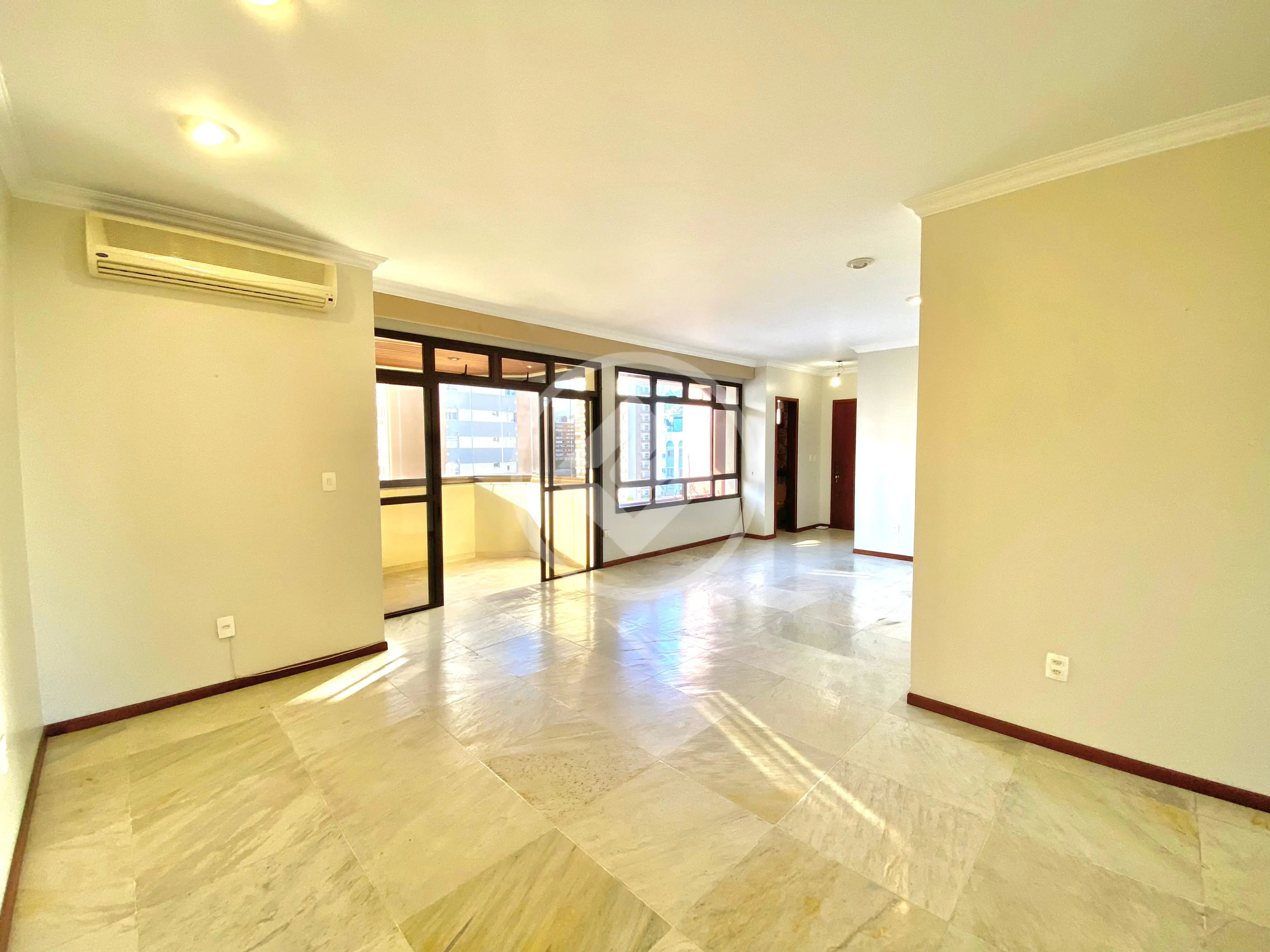 Imagem 2 - Apartamento em Centro, Florianópolis - SC