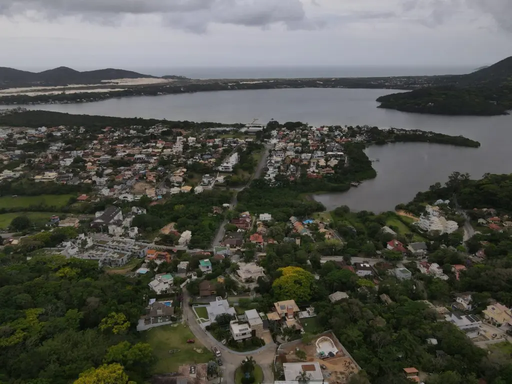 Imagem 2 - Apartamento em Lagoa da Conceição, Florianópolis - SC