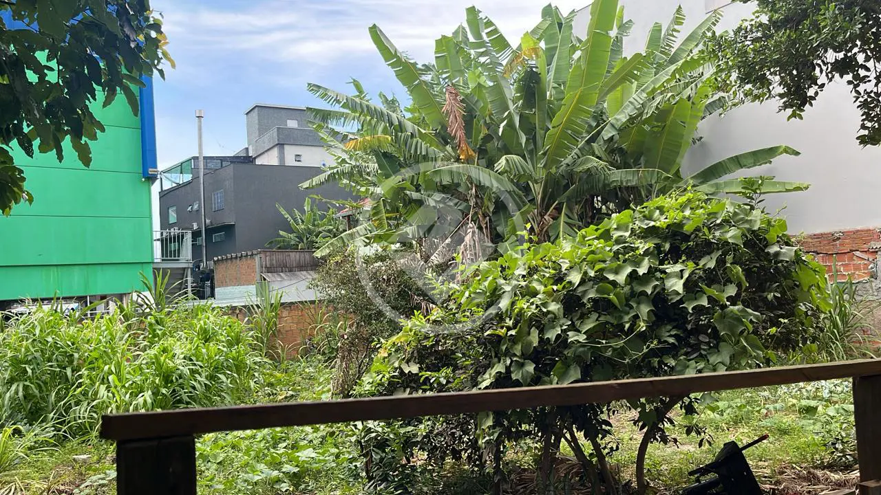 Imagem 2 - Terreno em Ingleses do Rio Vermelho, Florianópolis - SC