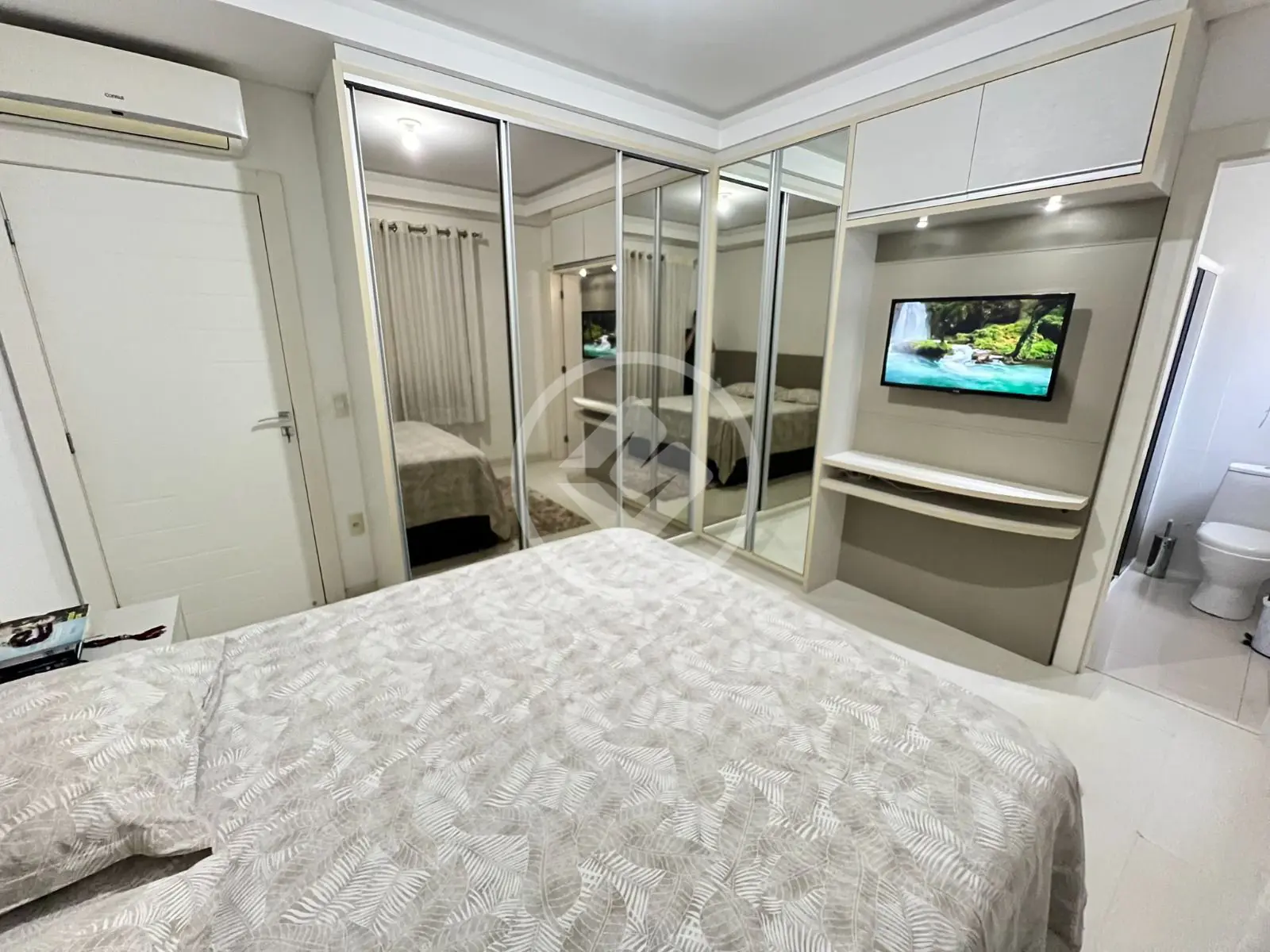 Imagem 3 - Apartamento em Meia Praia, Itapema - SC