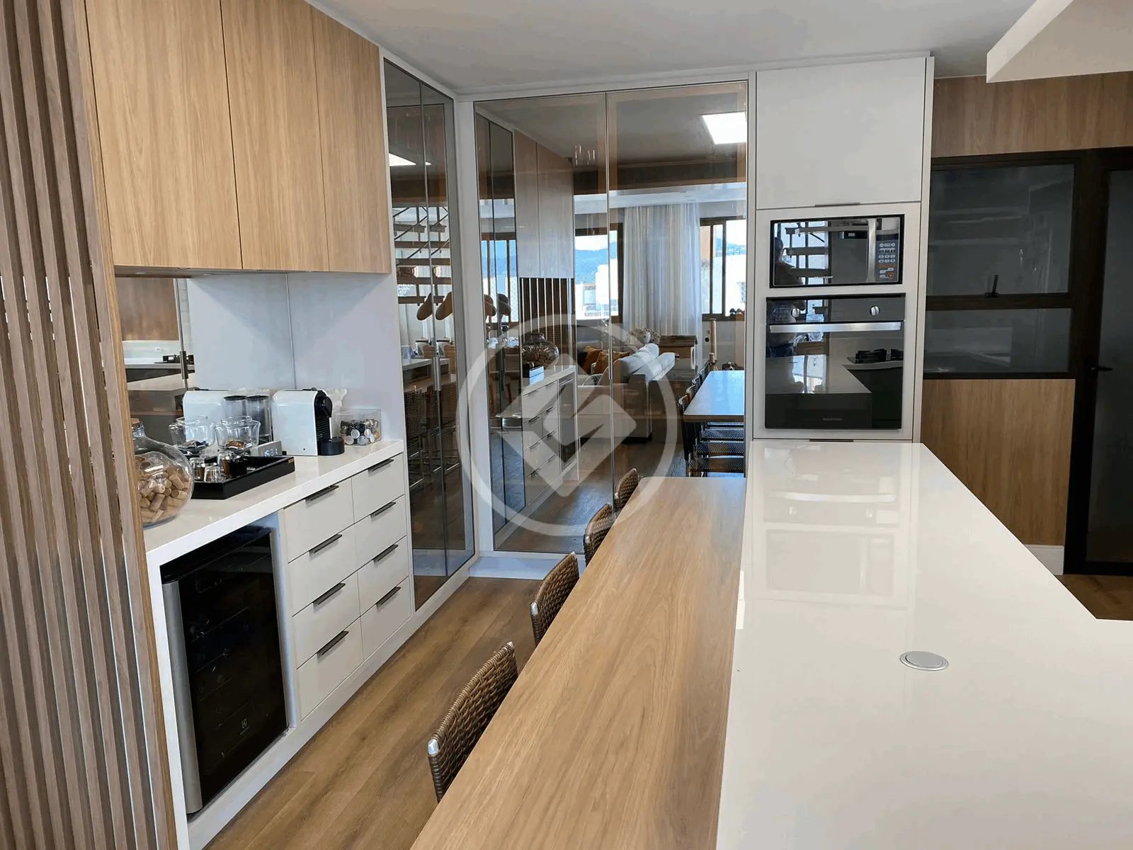 Imagem 3 - Cobertura Duplex em AGRONOMICA, Florianópolis - SC