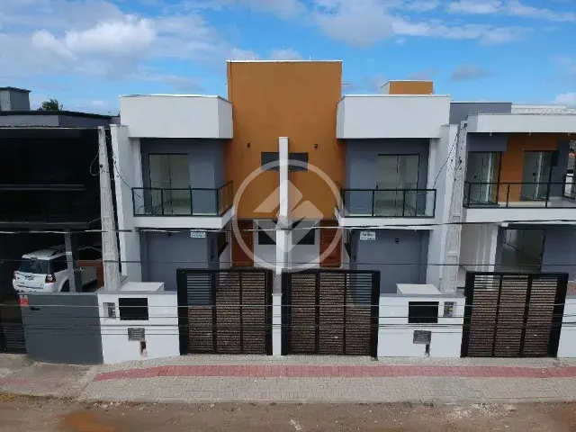 Casa Itacolomi, Balneário Piçarras - SC — foto 1